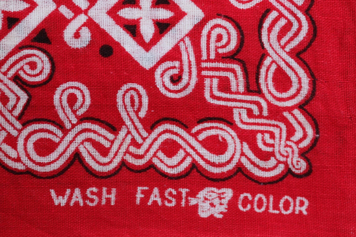 Vintage 1960s red cotton bandana - tiger head - workwear neckerchief - WPL 9939 - Western cowboy - made in USA