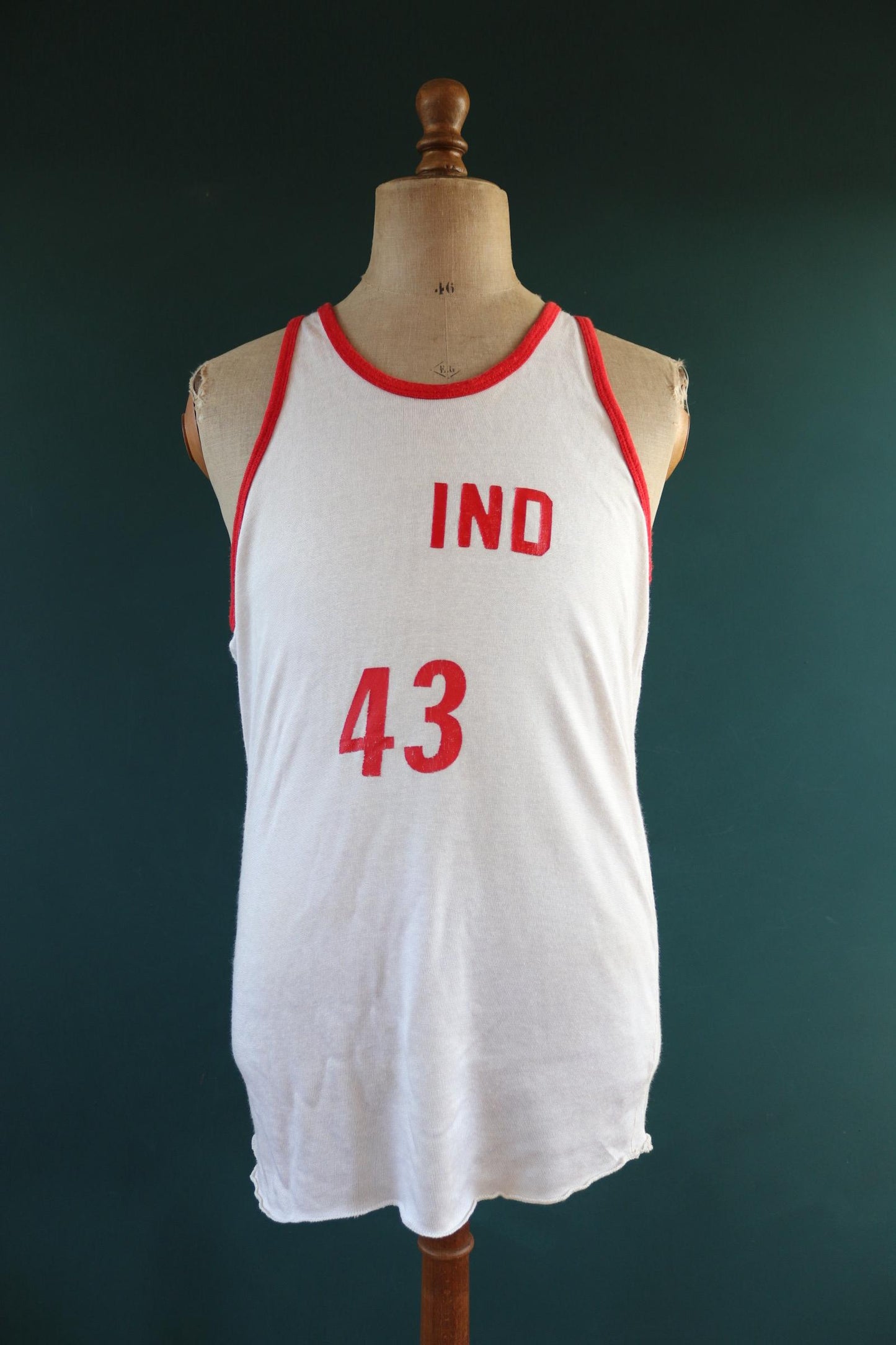 Vintage 1970s 1980s vest singlet white red nylon durene 43 Mike athletics sportswear basketball 40" chest