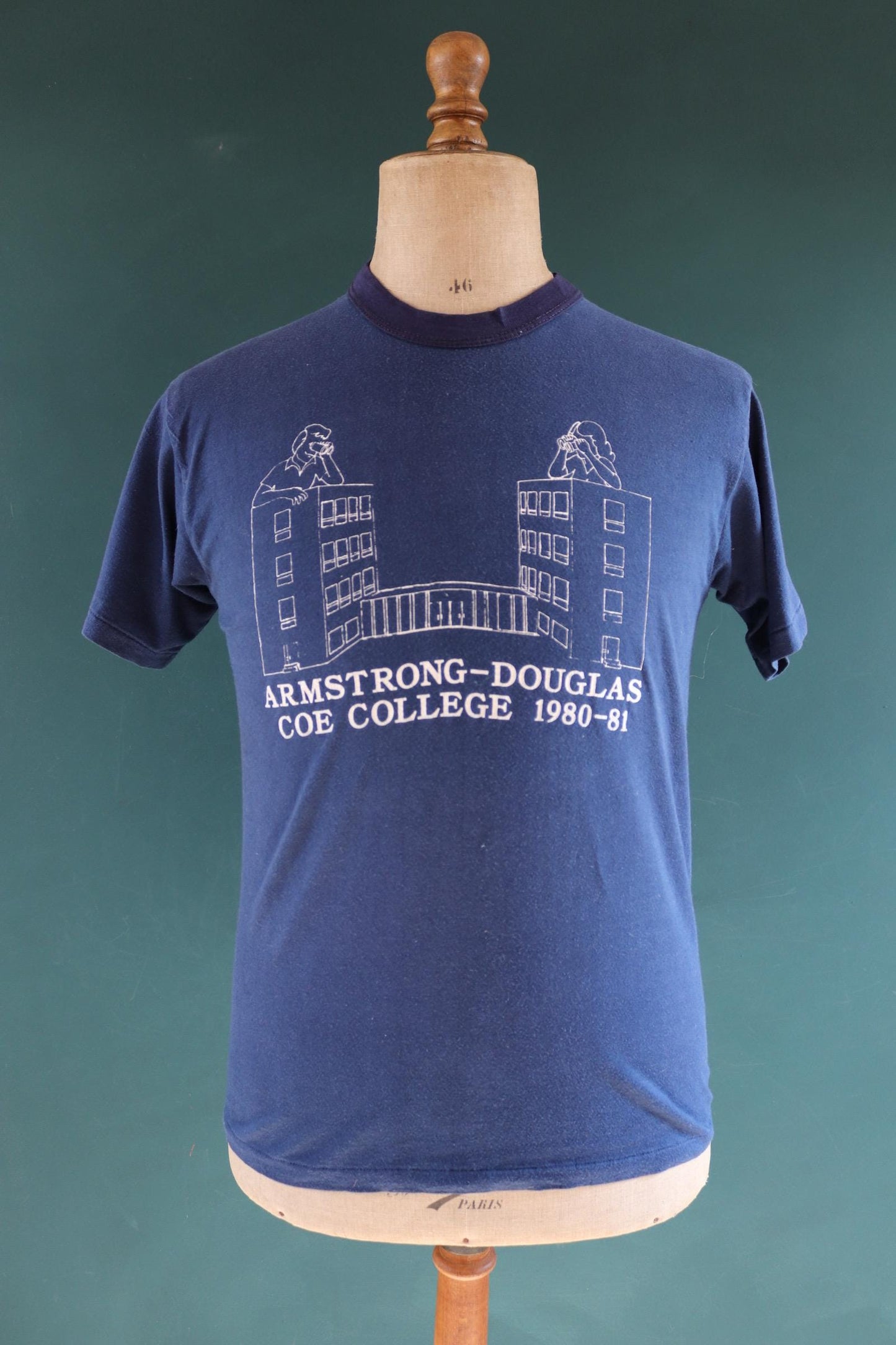 Vintage 1980s navy blue t shirt - American college sportswear - 38” chest