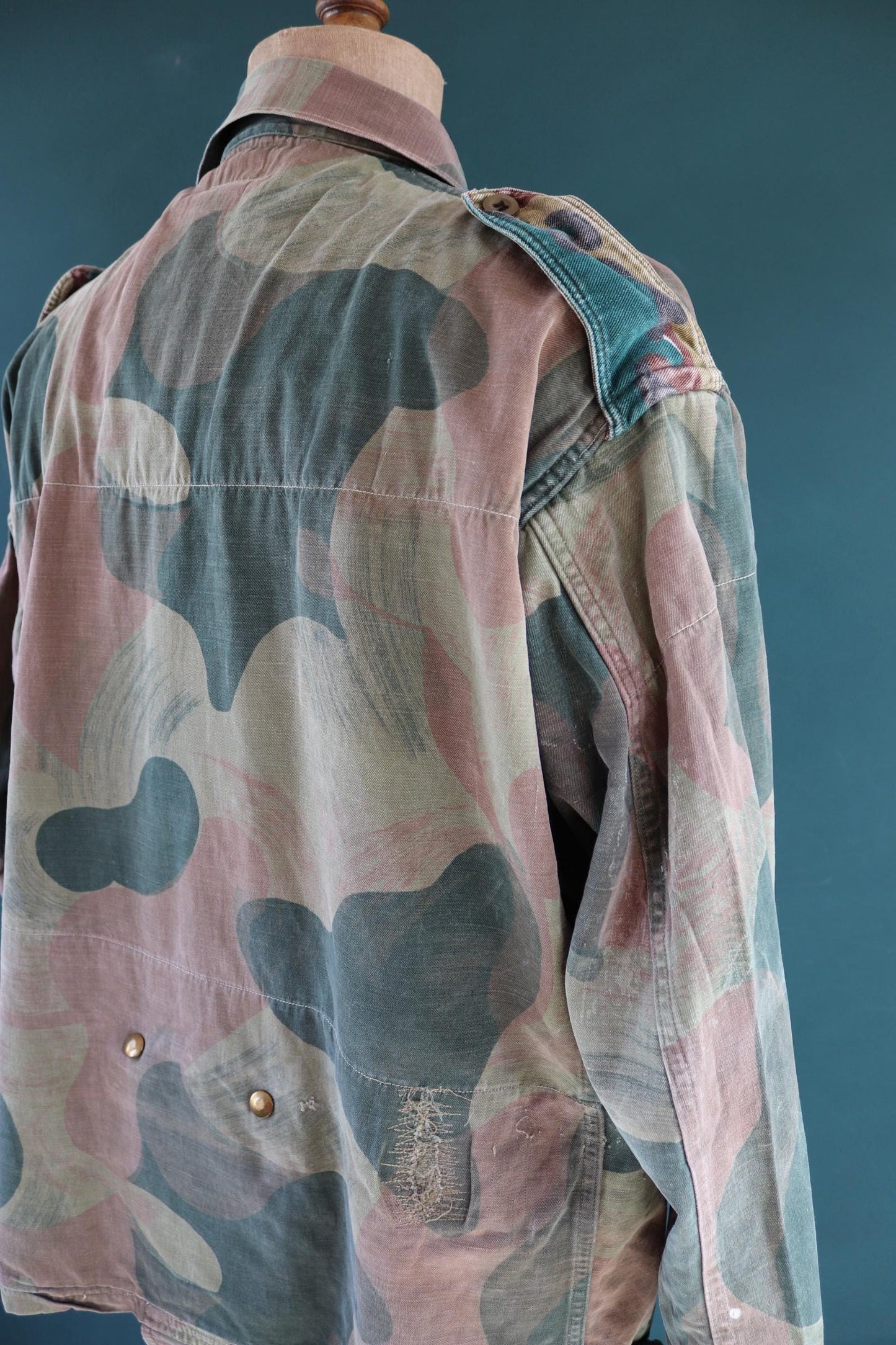 Vintage 1950s Denison smock Belgian paratrooper military anorak donkey tail moon and balls camo camouflage 56” chest
