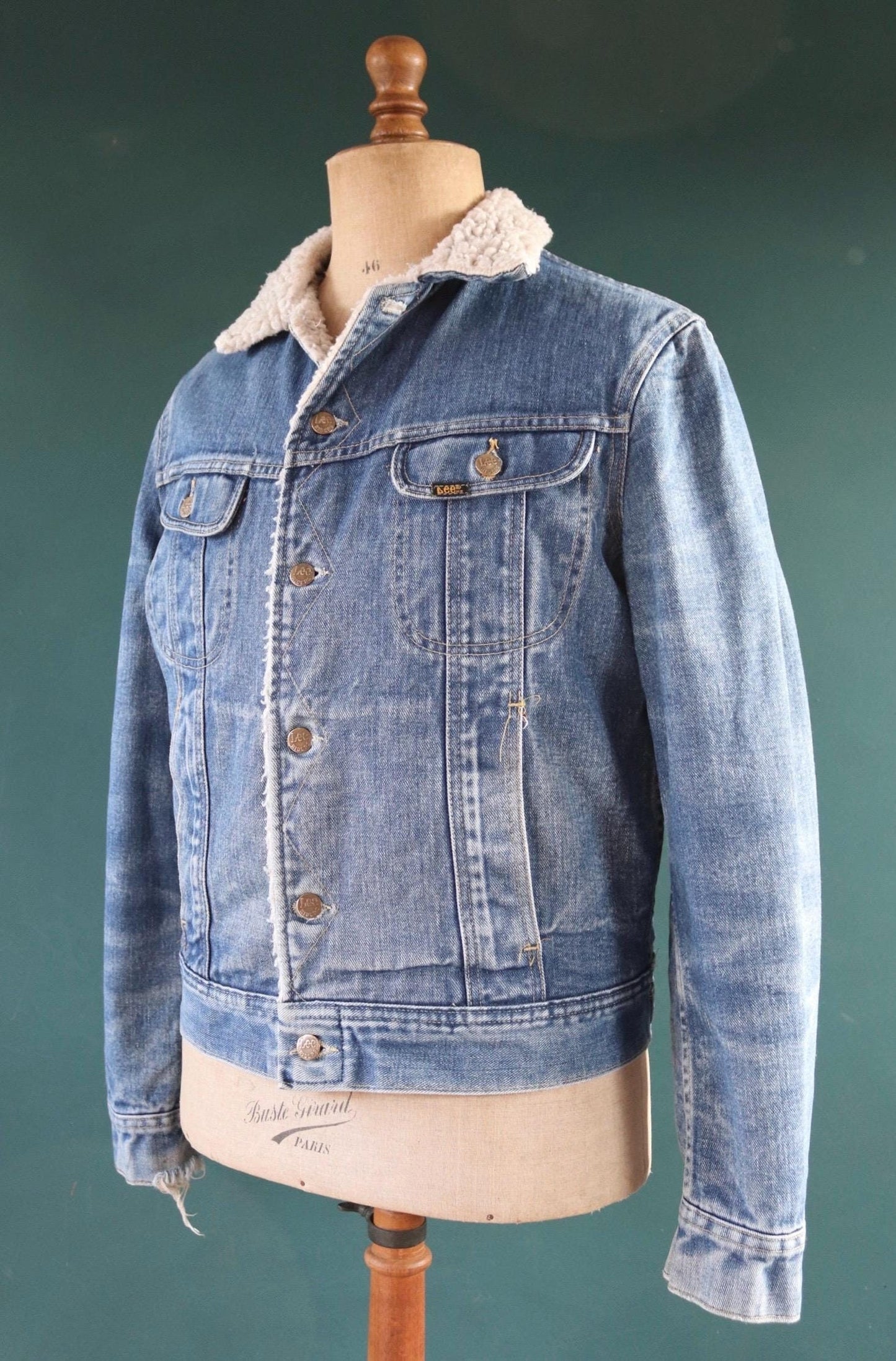 Vintage 1980s 80s Lee Storm Rider denim ranch jacket sherpa lined 44" chest workwear trucker faded