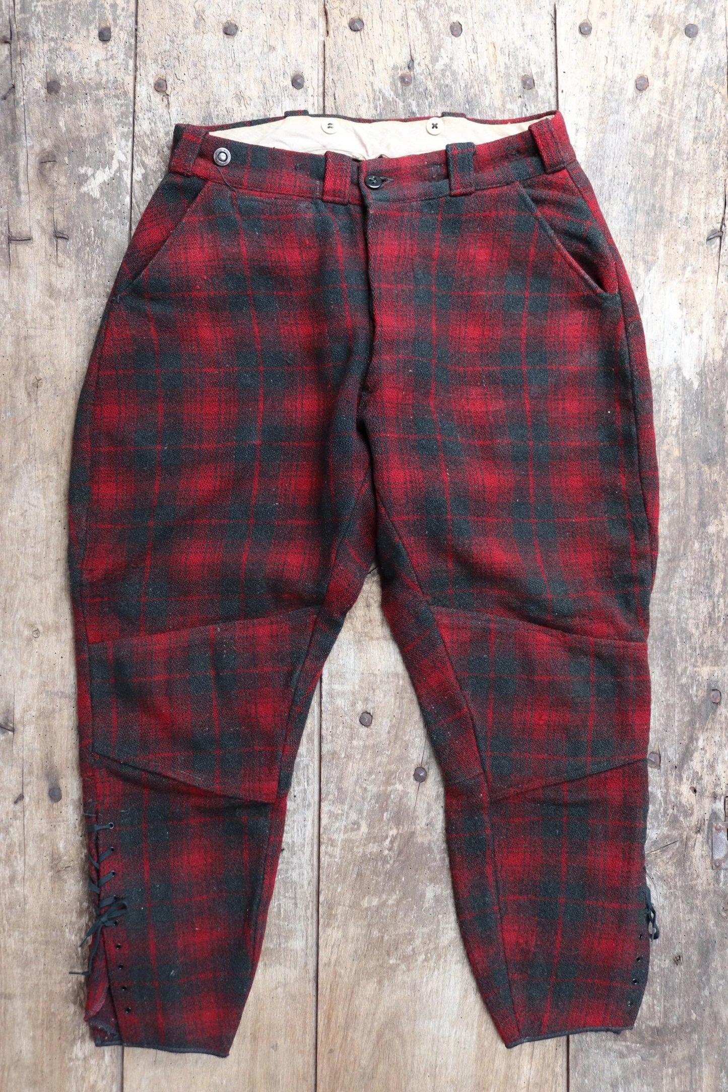 Vintage 1930s 30s 1940s 40s red black checked plaid wool hunting trousers breeches jodhpurs suspender buttons 31" x 26"
