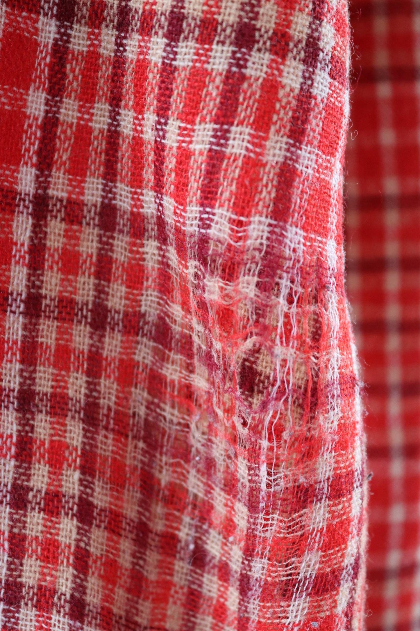 Vintage 1960s wool shirt red burgundy plaid 1970s 49” chest loop collar