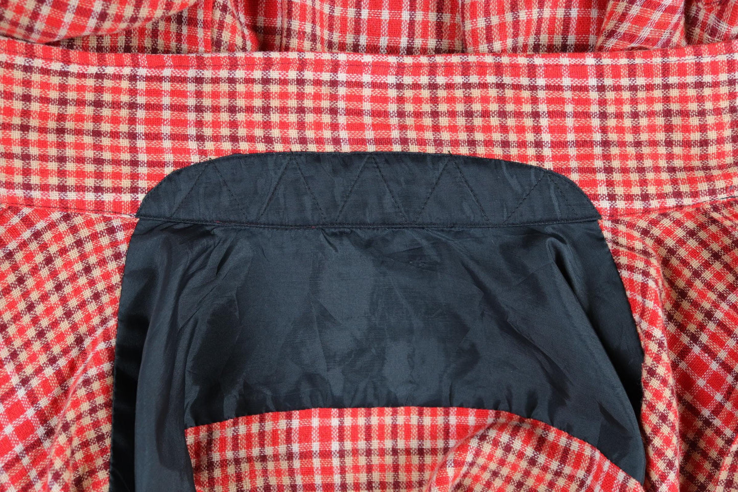 Vintage 1960s wool shirt red burgundy plaid 1970s 49” chest loop collar