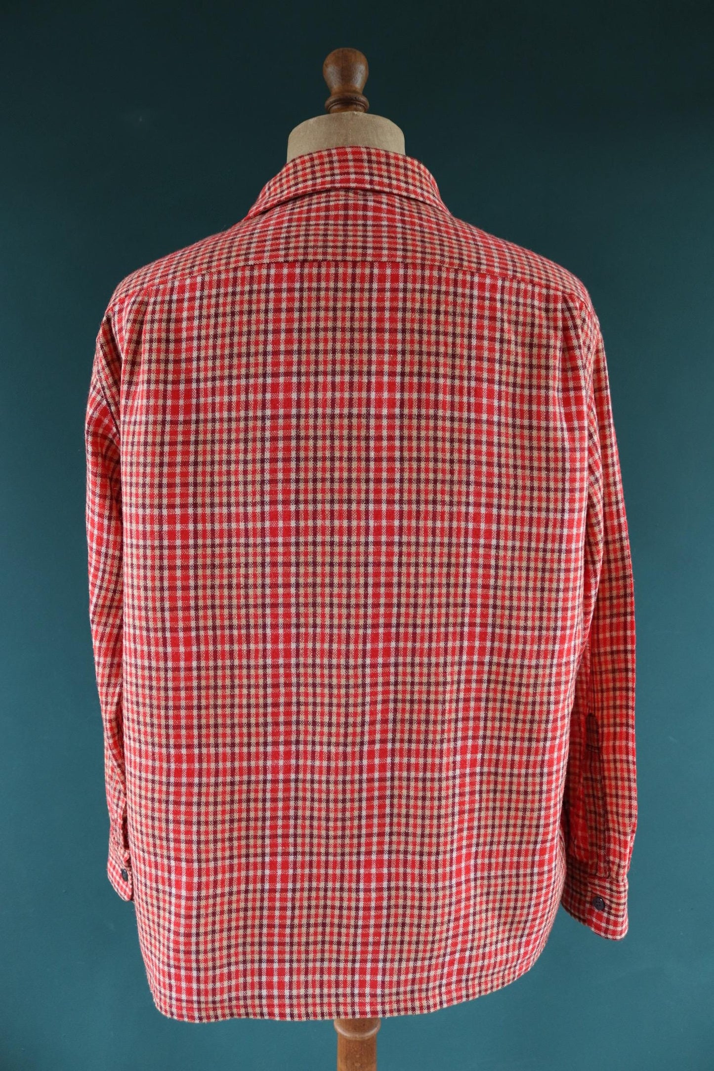 Vintage 1960s wool shirt red burgundy plaid 1970s 49” chest loop collar