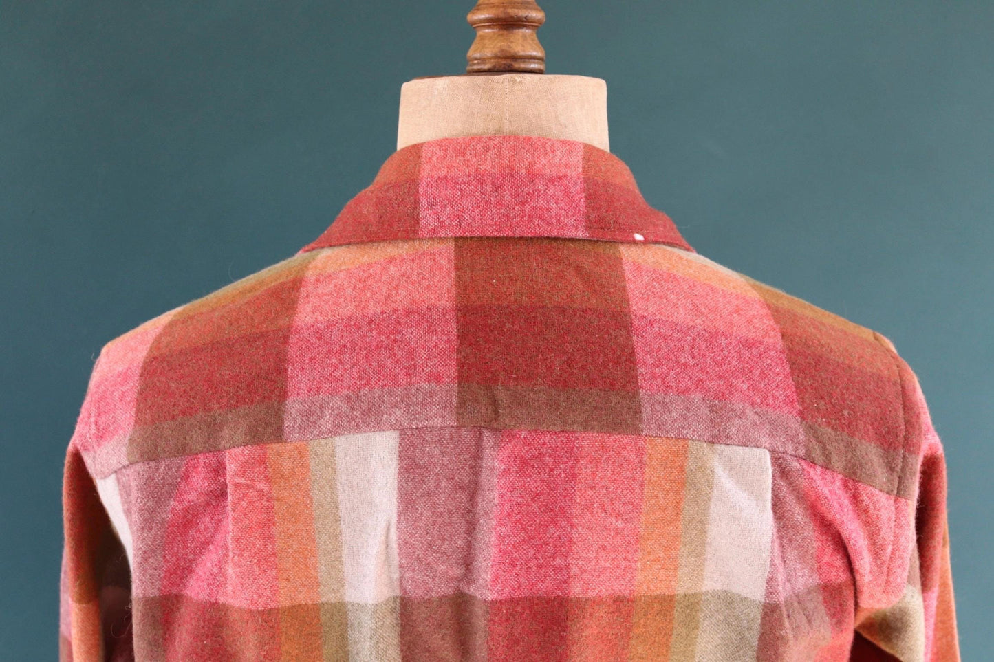 Vintage Penneys Towncraft wool shirt plaid 1960s 1970s pink green brown check 45” chest loop collar