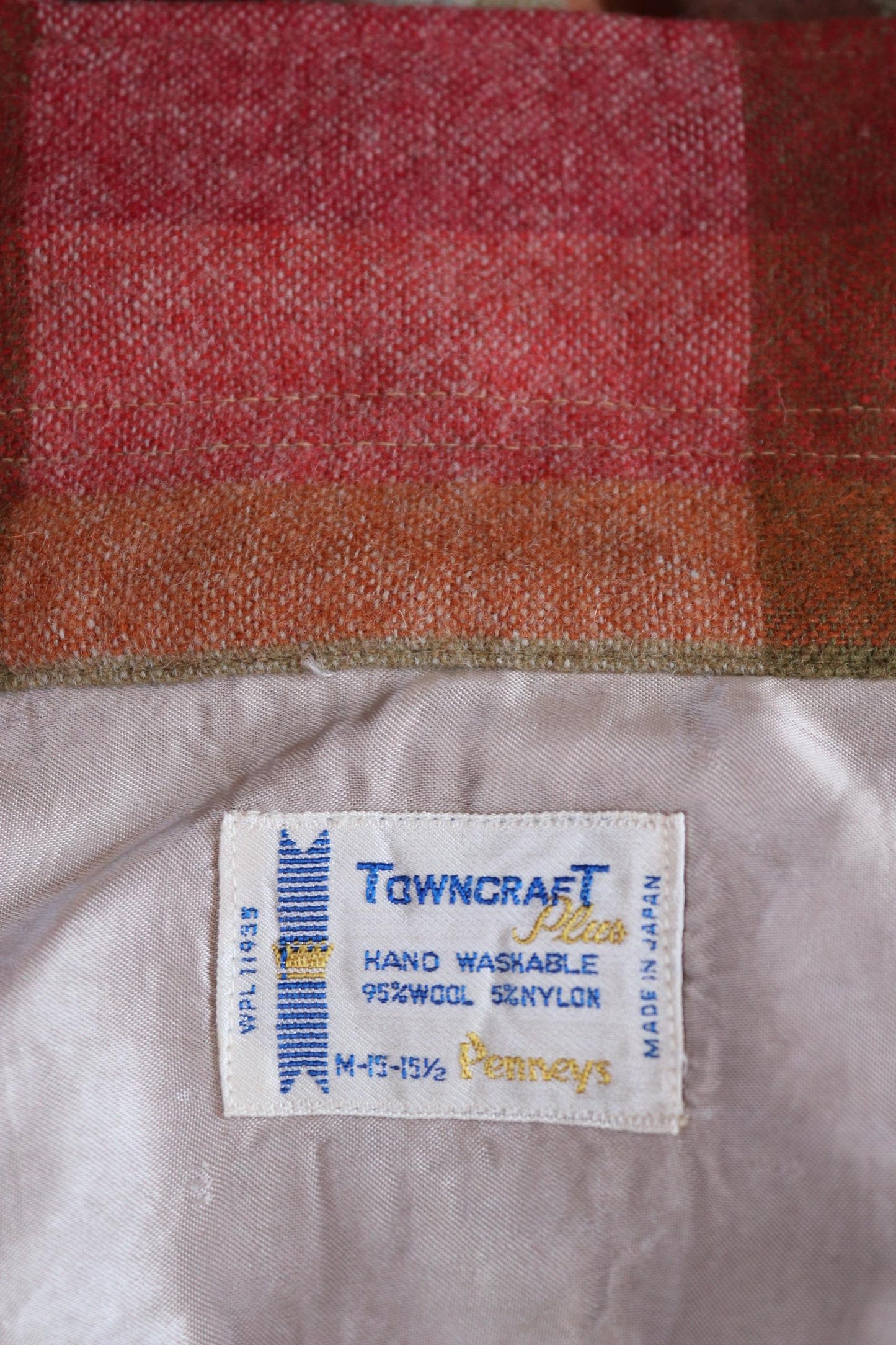 Vintage Penneys Towncraft wool shirt plaid 1960s 1970s pink green brown check 45” chest loop collar