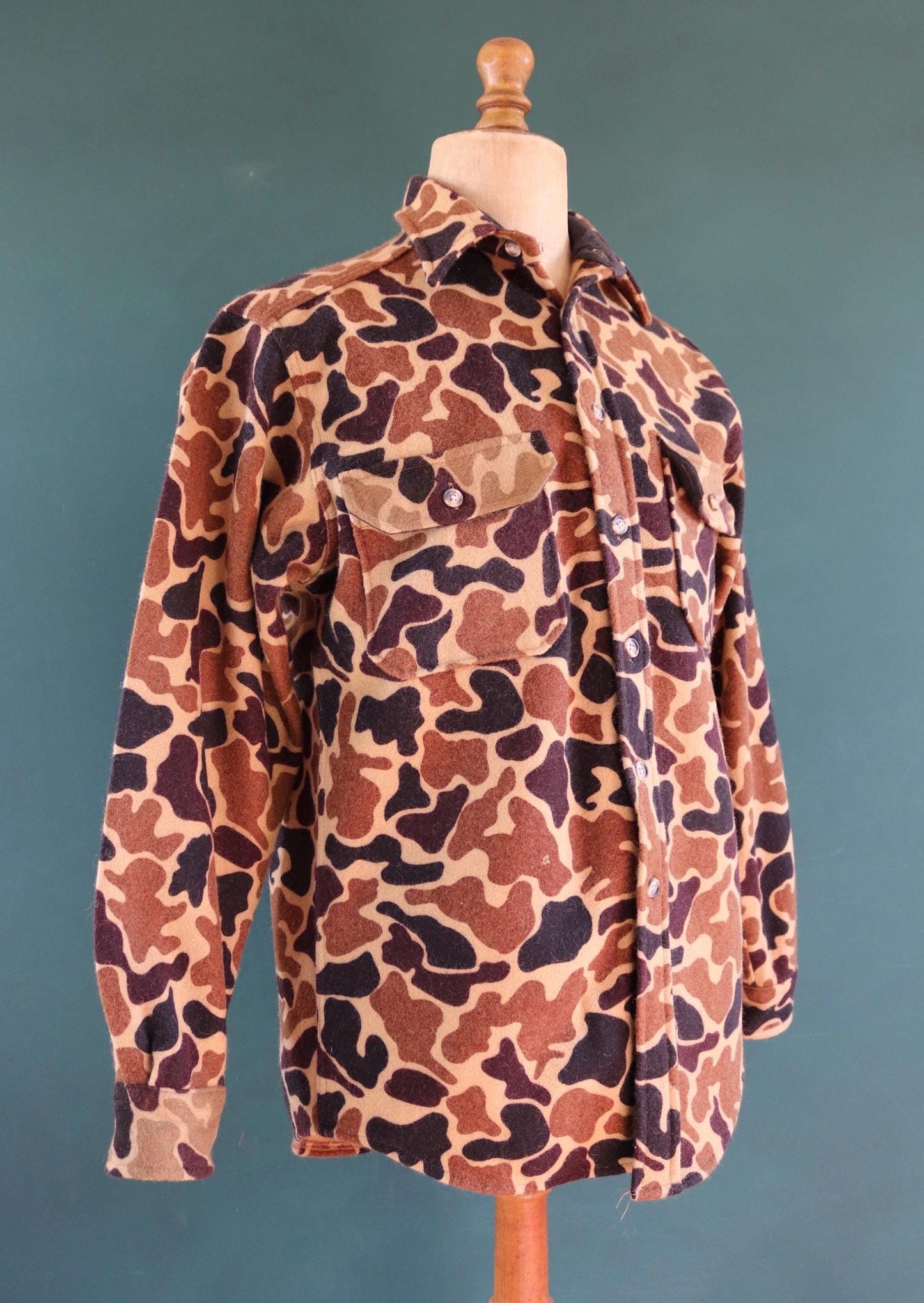 Vintage Woolrich shirt woodland camo workwear wool CPO shacket 43" chest hunting work chore camping hiking