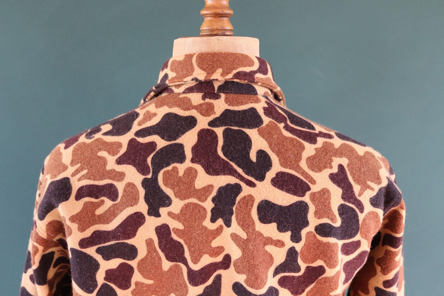 Vintage Woolrich shirt - woodland camo workwear - wool CPO - 43" chest - hunting chore - camping hiking