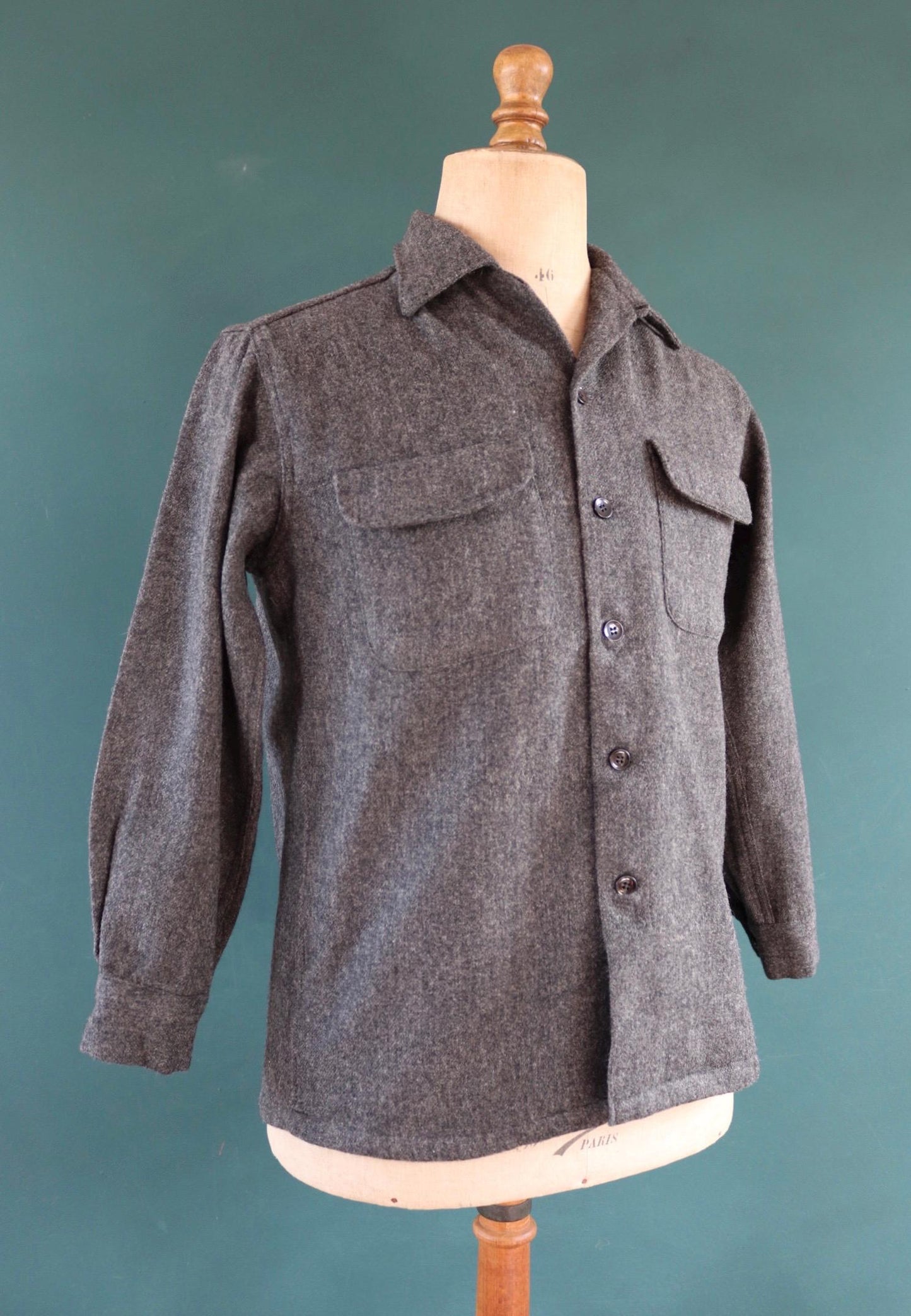 Vintage 1960s wool shirt McGregor loop collar plain grey hiking camping 42” chest