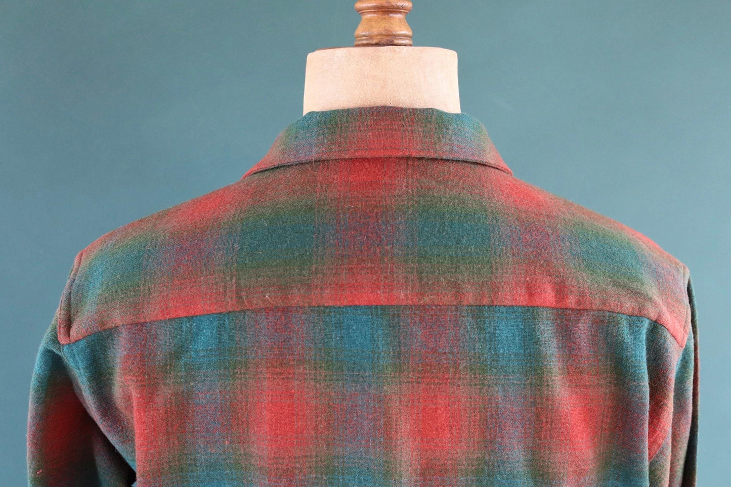Vintage 1960s wool shadow plaid shirt brown green 46” chest loop collar