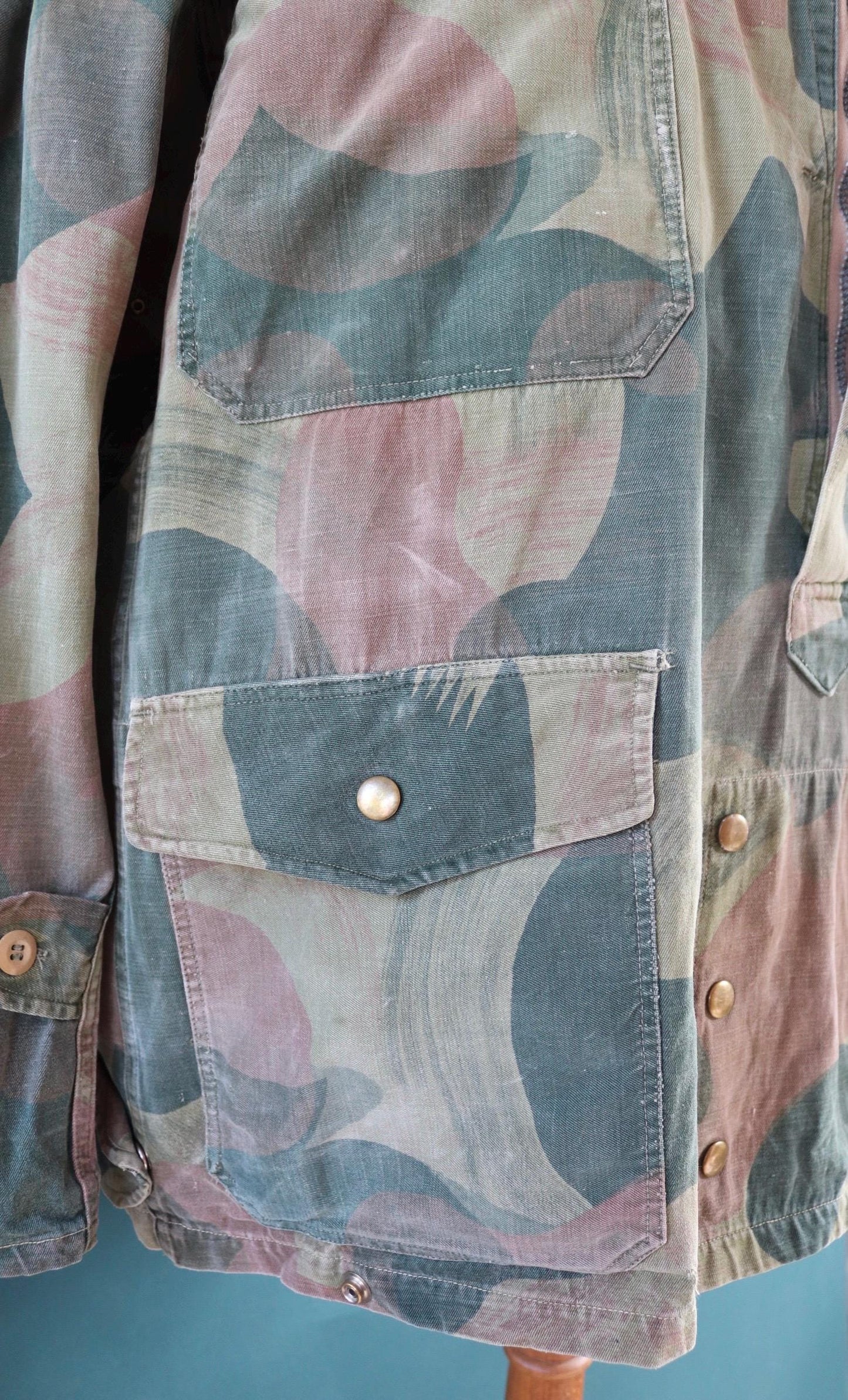 Vintage 1950s Denison smock Belgian paratrooper military anorak donkey tail moon and balls camo camouflage 56” chest