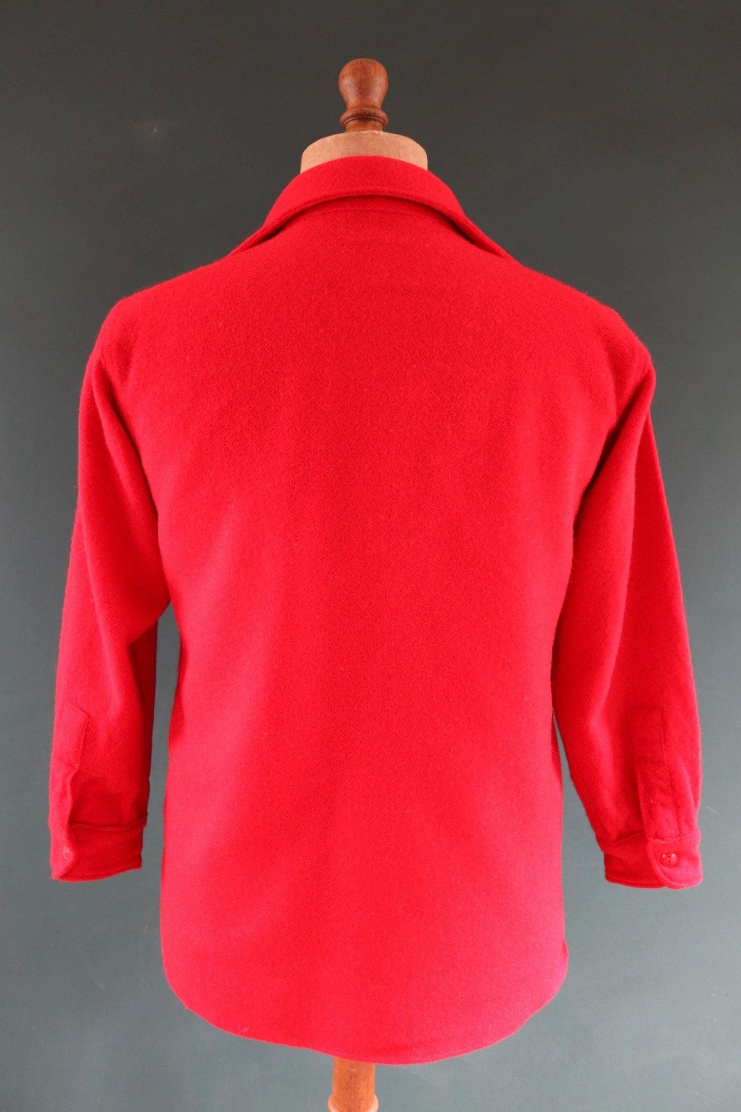 Vintage 1950s Woolrich shirt - plain red wool - camp camping hiking - 40” chest