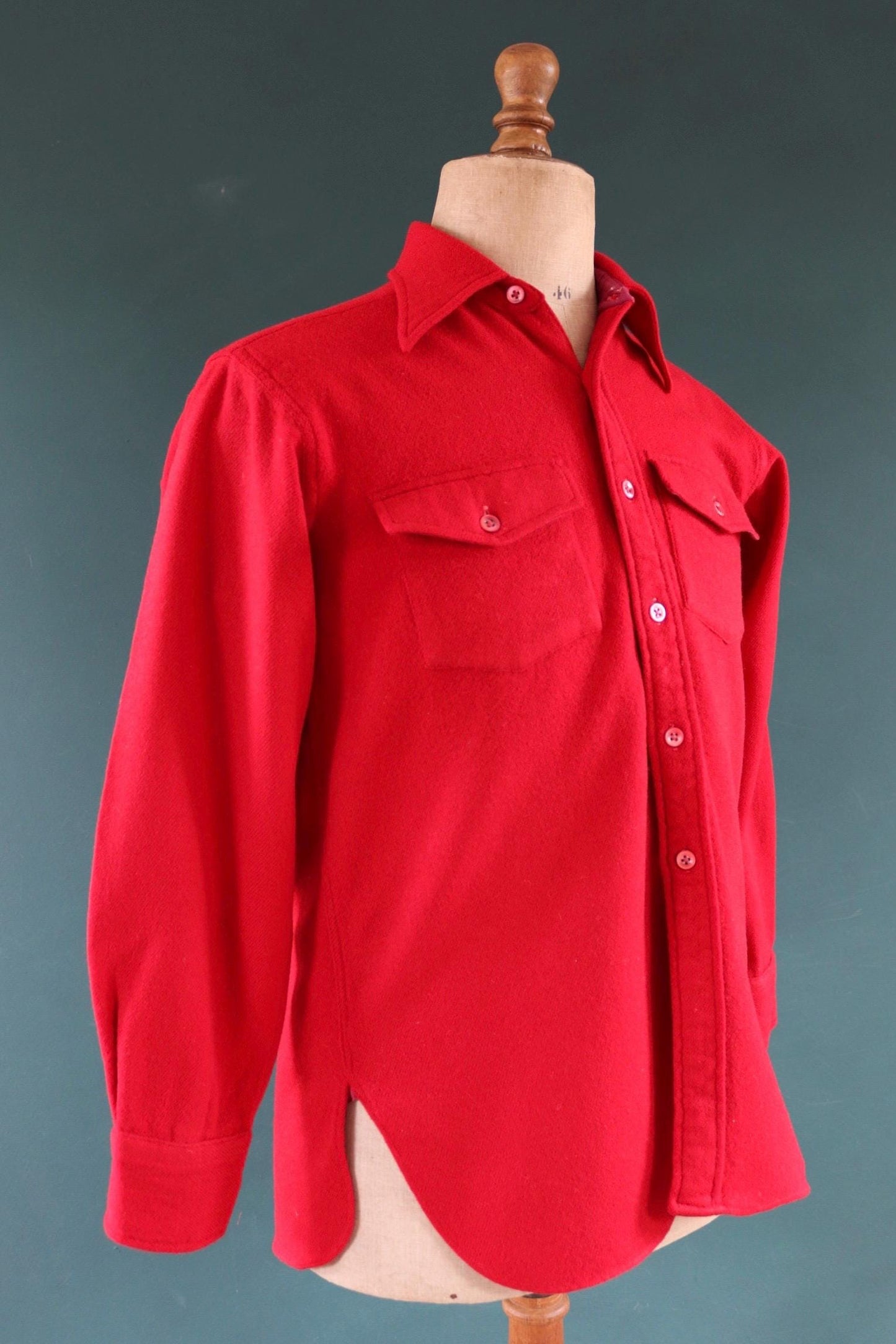 Vintage 1960s wool shirt plain red 41” chest