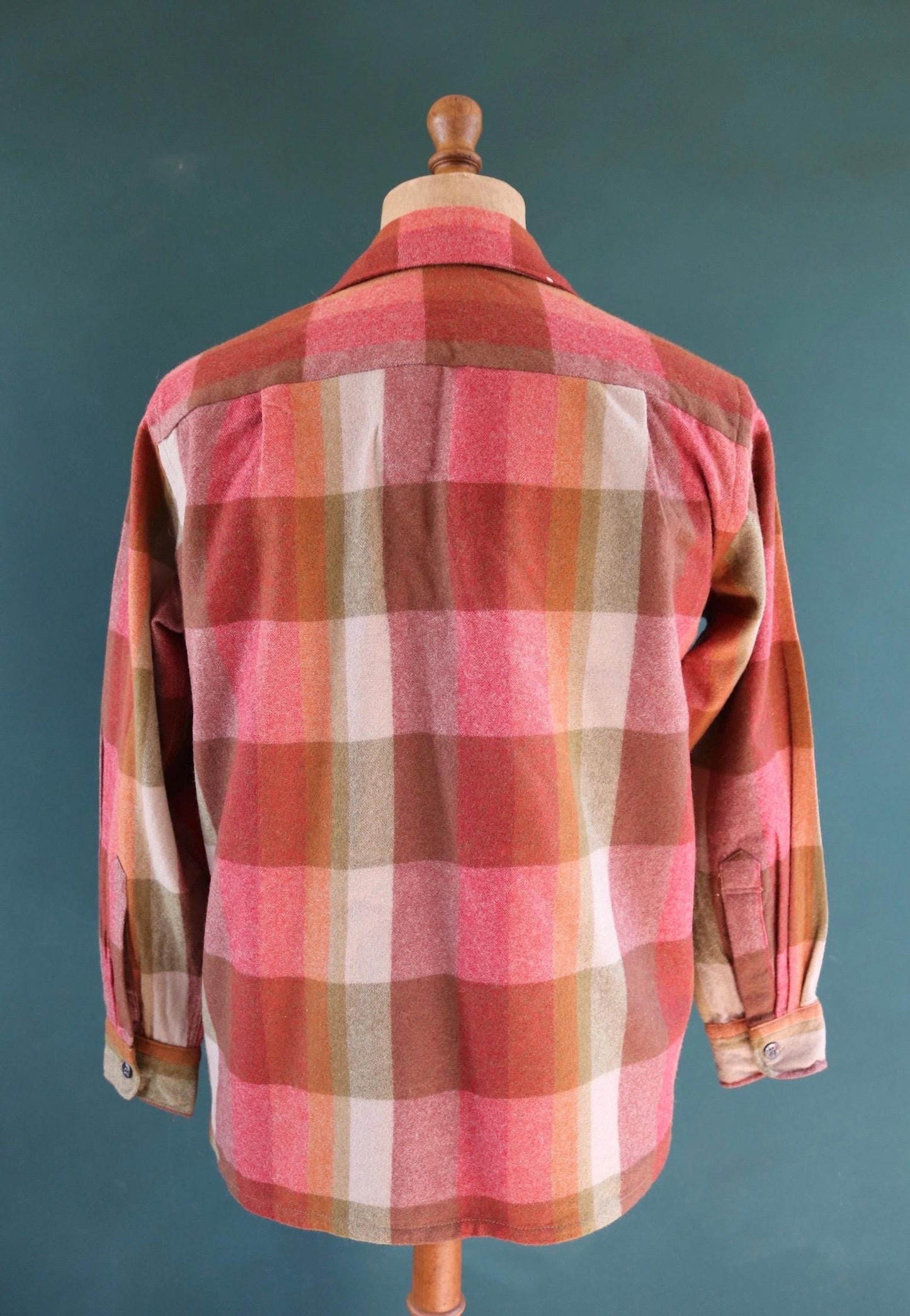 Vintage Penneys Towncraft wool shirt plaid 1960s 1970s pink green brown check 45” chest loop collar