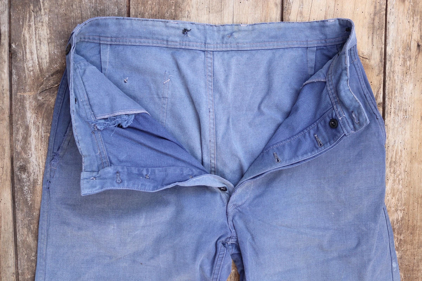 Vintage French workwear trousers pants indigo cotton twill 1960s work chore 32” x 26”