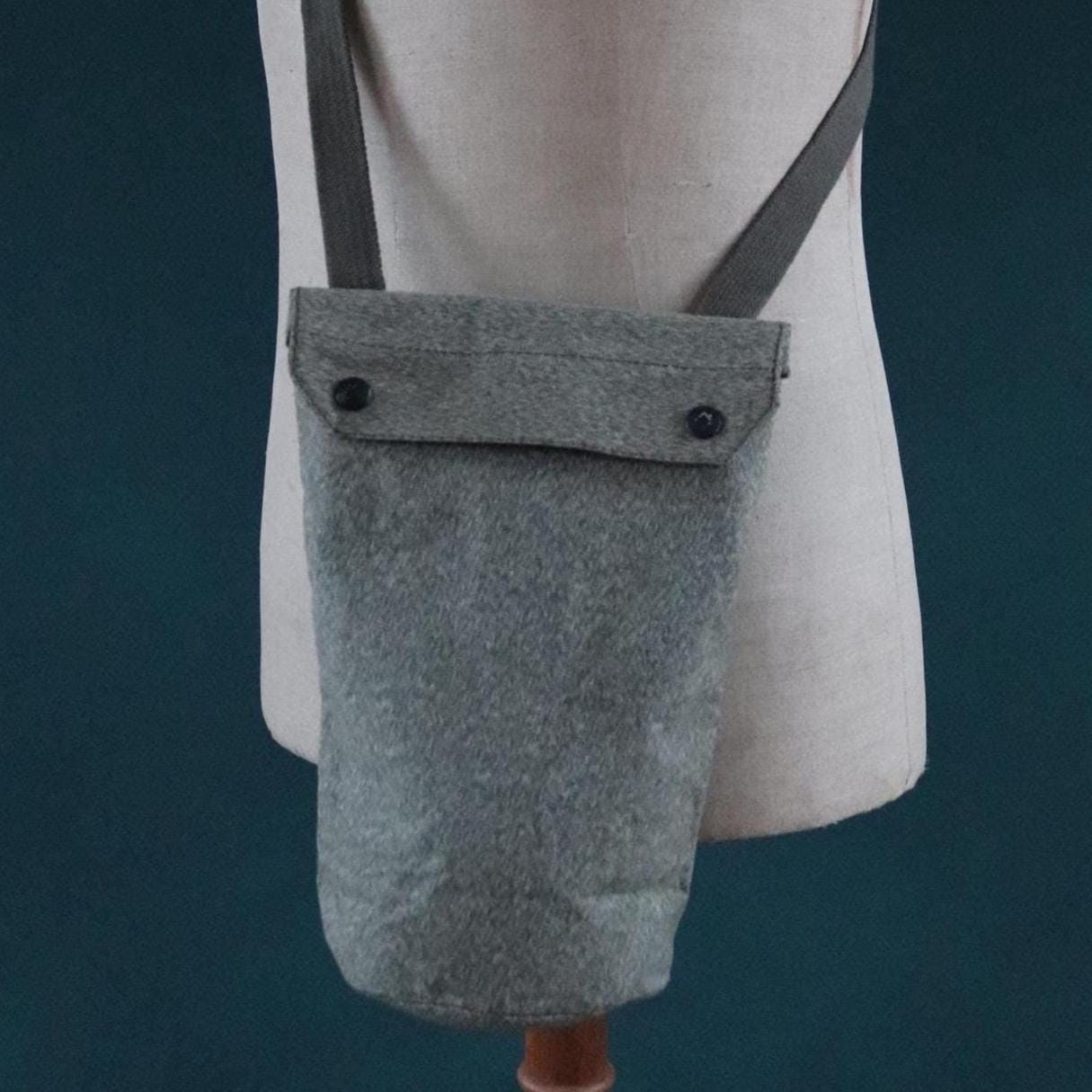 Vintage 1960s Swiss army bag - military salt pepper cotton canvas - for water bottle, hiking camping gear