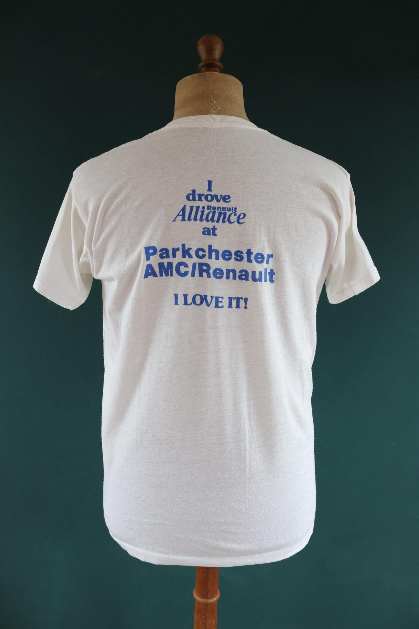 Vintage 1980s NYC white t shirt - single stitch - car dealership tee - Renault car print - 42” chest