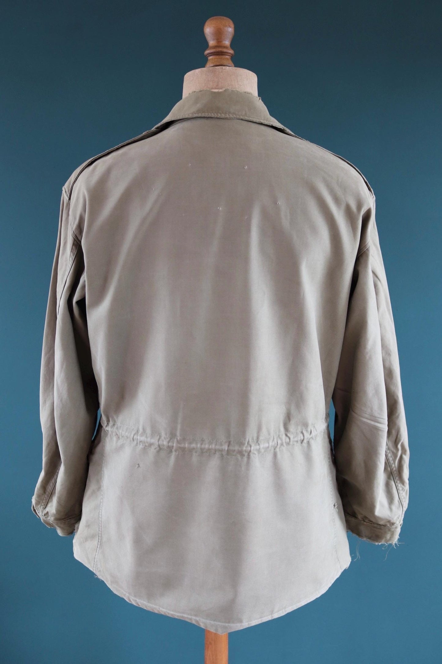 Vintage 1940s US army field jacket - WW2 M43 - green sateen cotton - 46” chest