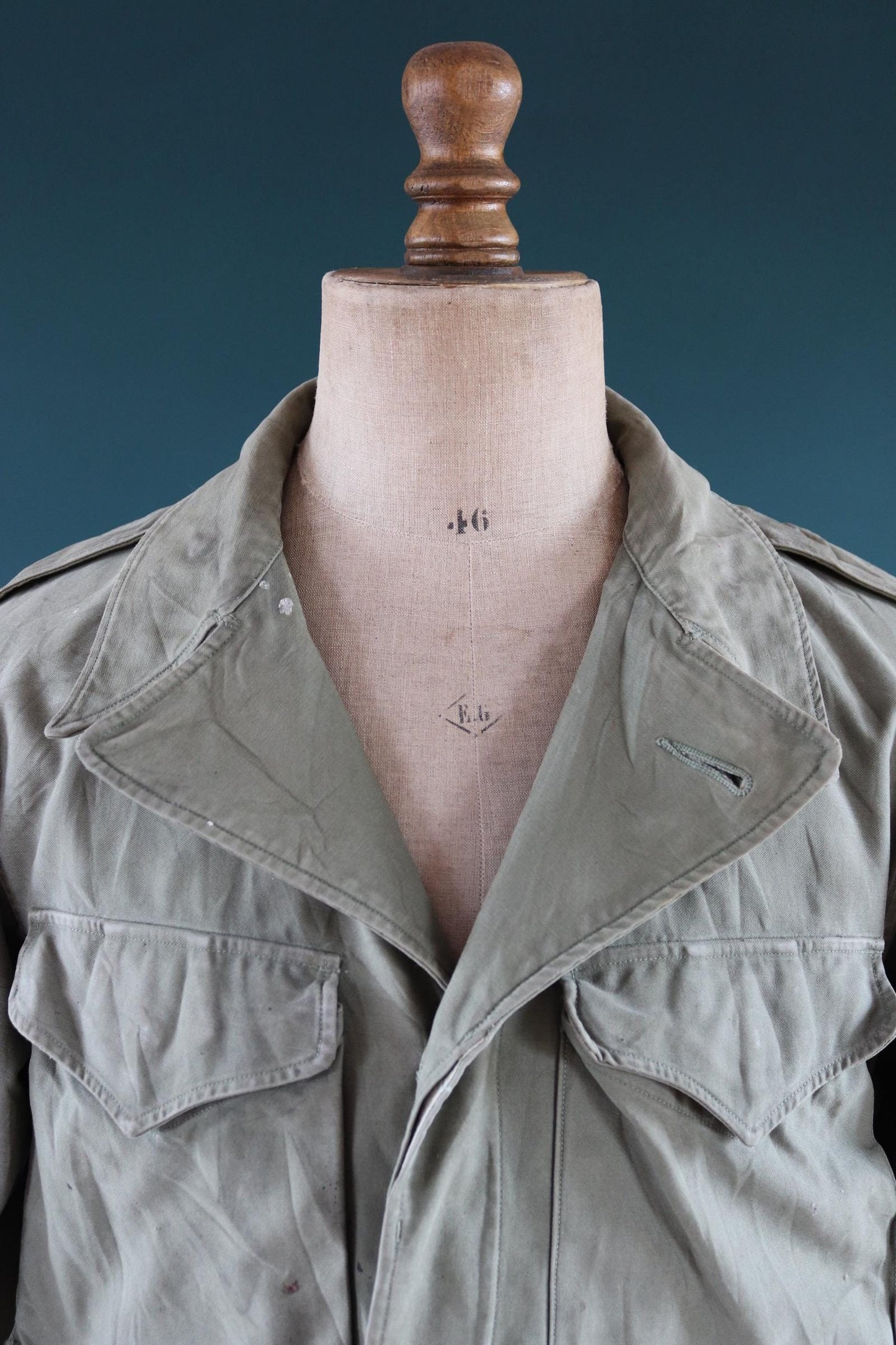 Vintage 1940s US army field jacket - WW2 M43 - green sateen cotton - 43” chest