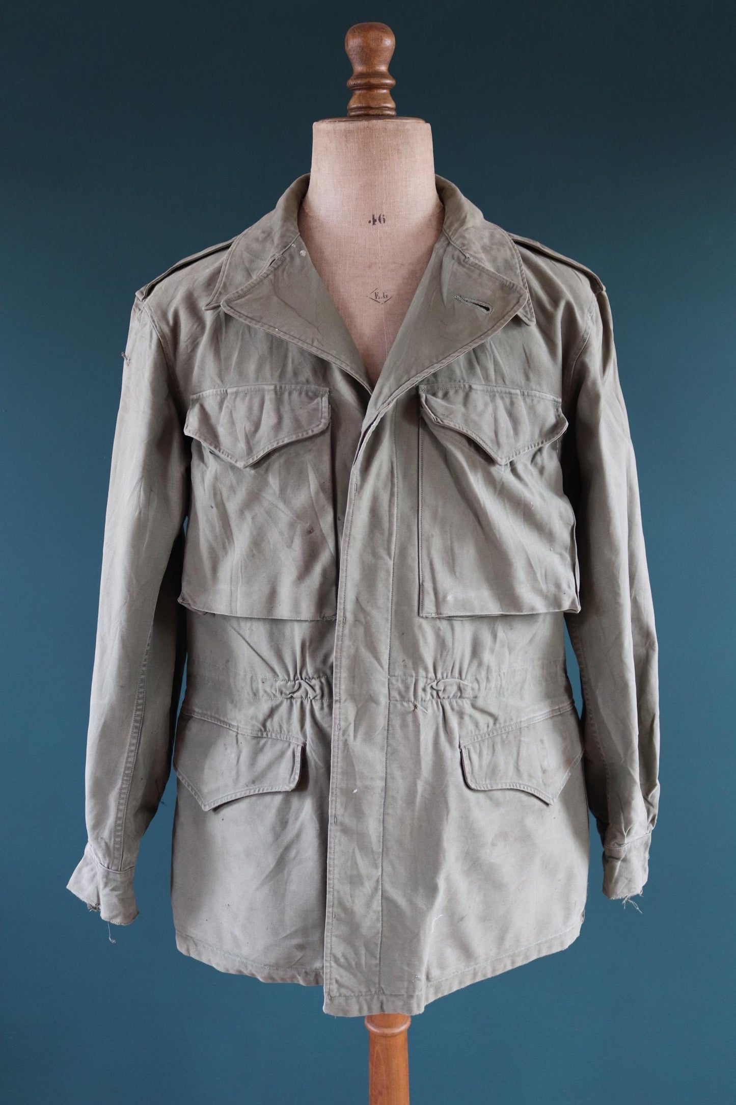 Vintage 1940s US army field jacket - WW2 M43 - green sateen cotton - 43” chest