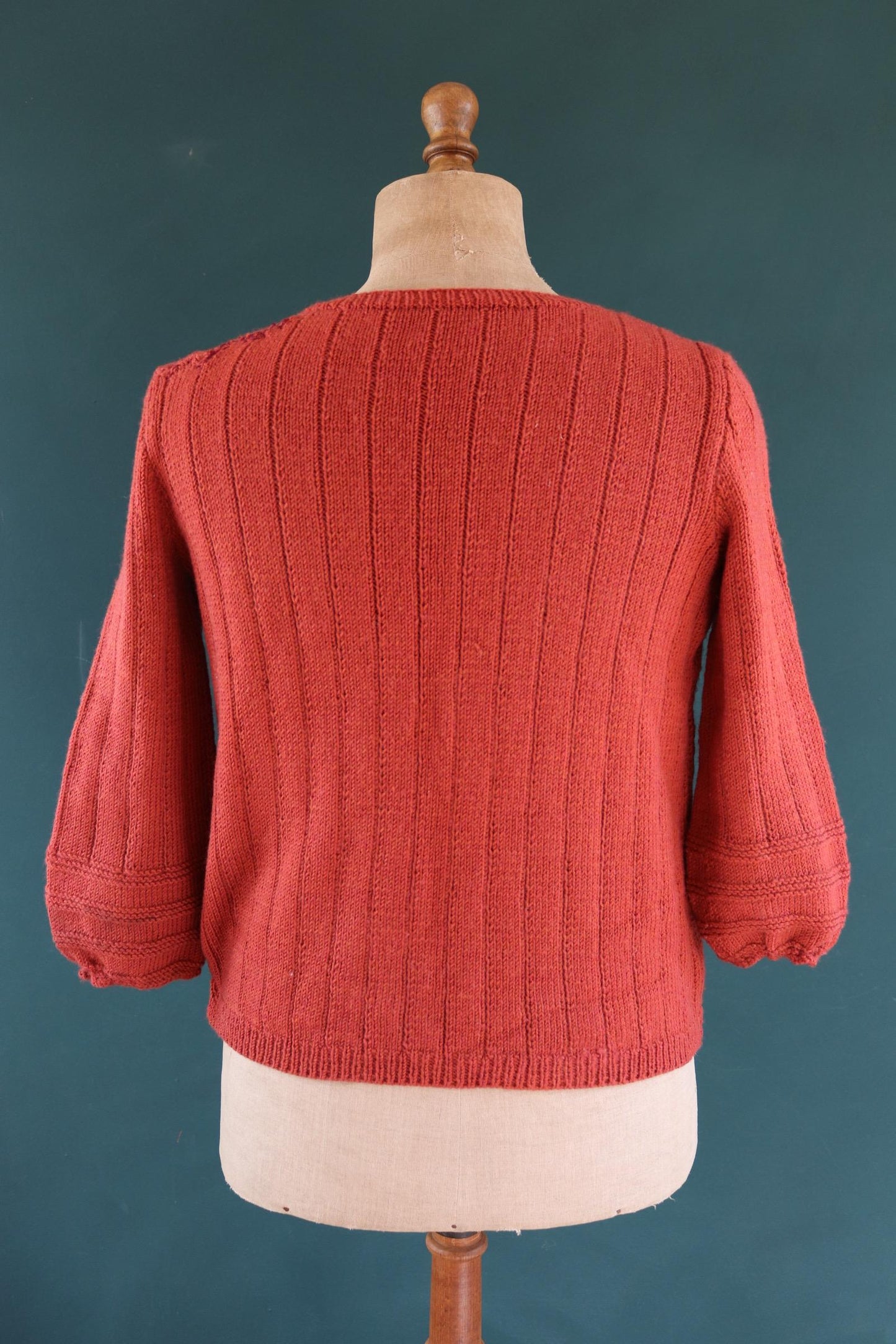 Vintage 1950s 60s French hand knitted sweater - handmade jumper - darned knitwear - 40” chest