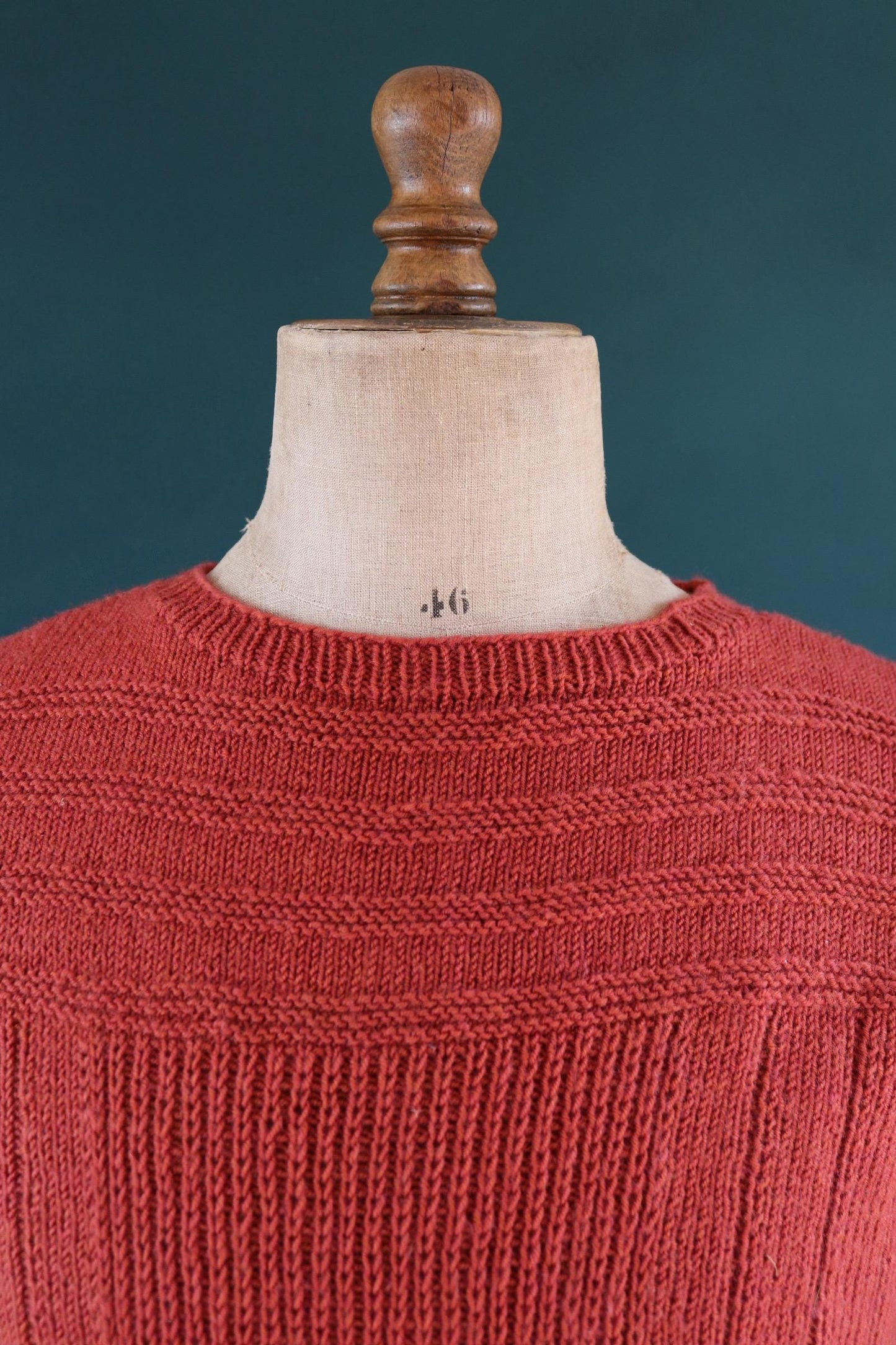 Vintage 1950s 60s French hand knitted sweater - handmade jumper - darned knitwear - 40” chest