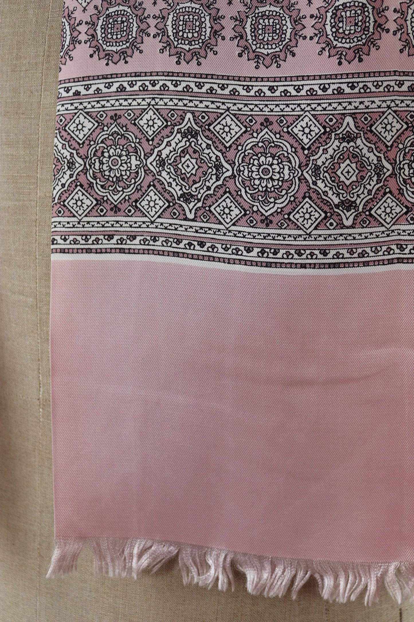 Vintage mens neck scarf - pink and white - mod style - Goodwood festival - wedding attire