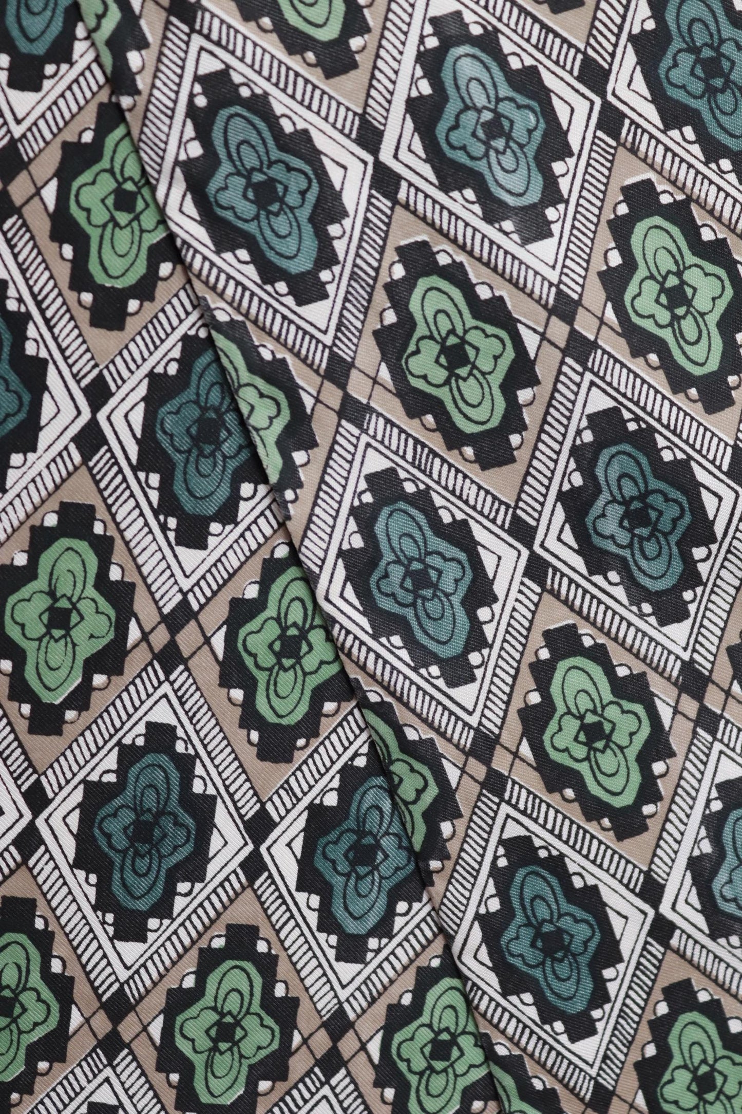 Vintage mens neck scarf - green and taupe - mod style - Goodwood festival - wedding attire