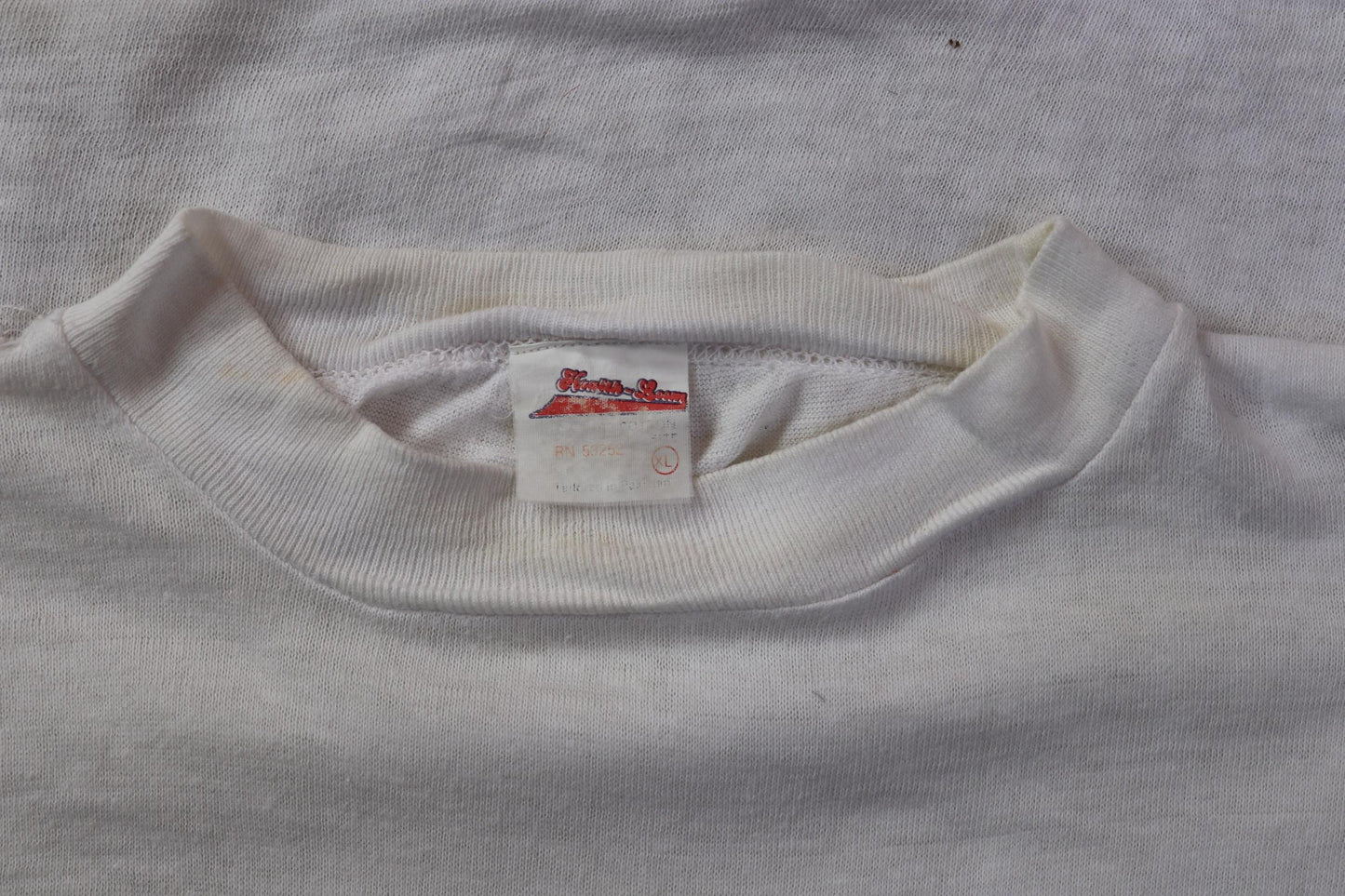 Vintage 1990s California surf t shirt - Hang Ten - palm tree print 42” chest