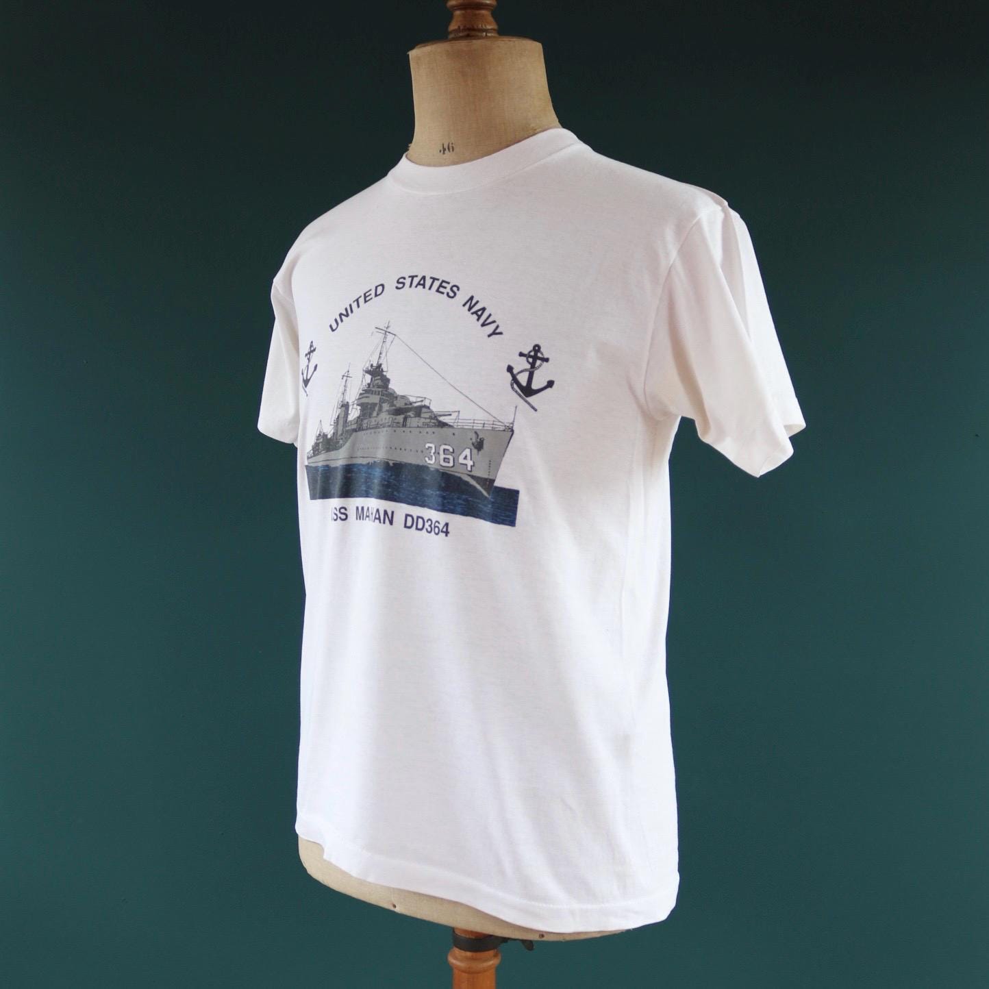 Vintage 1990s US Navy ship t shirt - USS Mahan - military print - single stitch - 40” chest