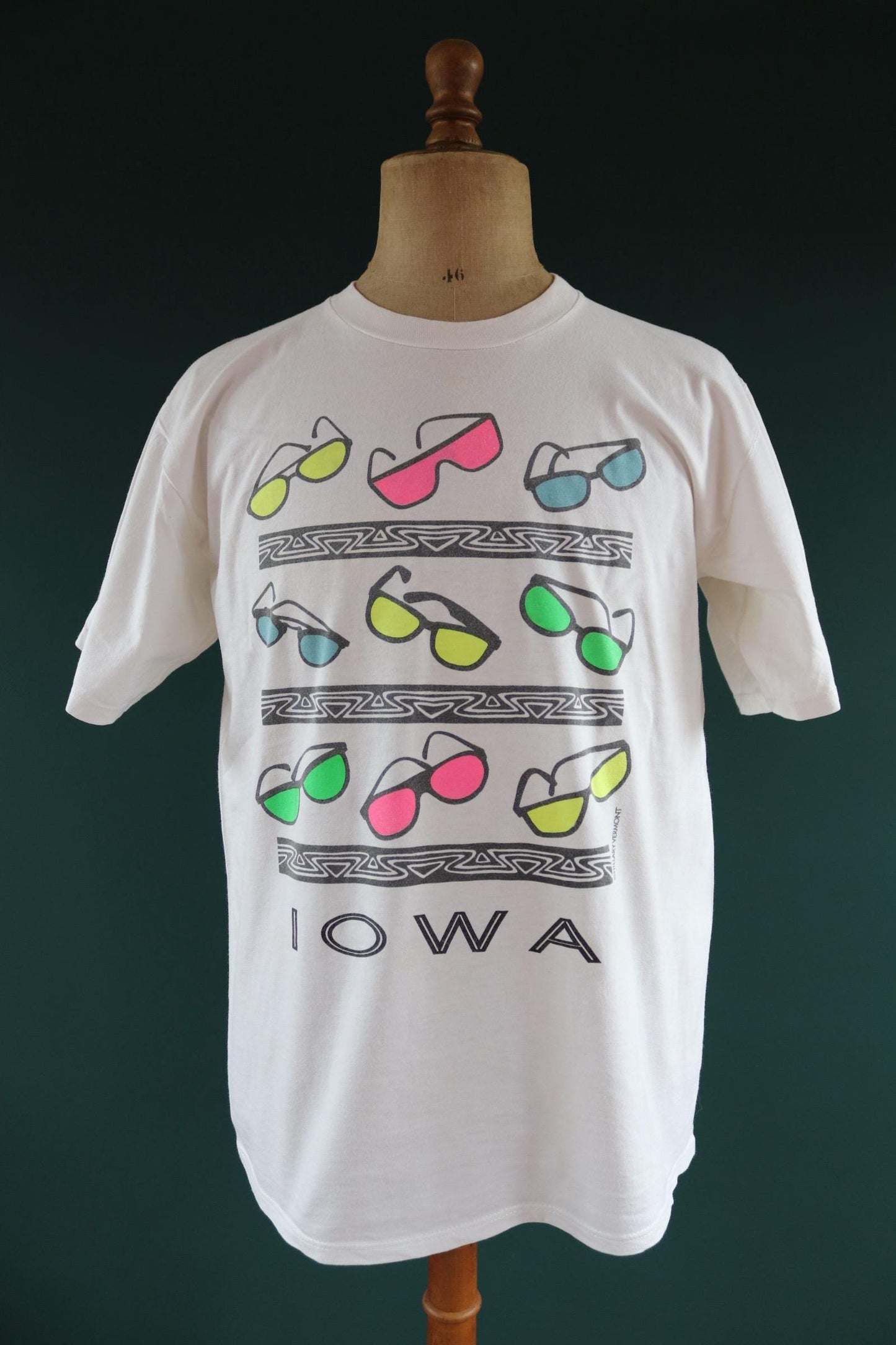 Vintage 1990s Iowa t shirt - sunglasses - neon print - 44” chest