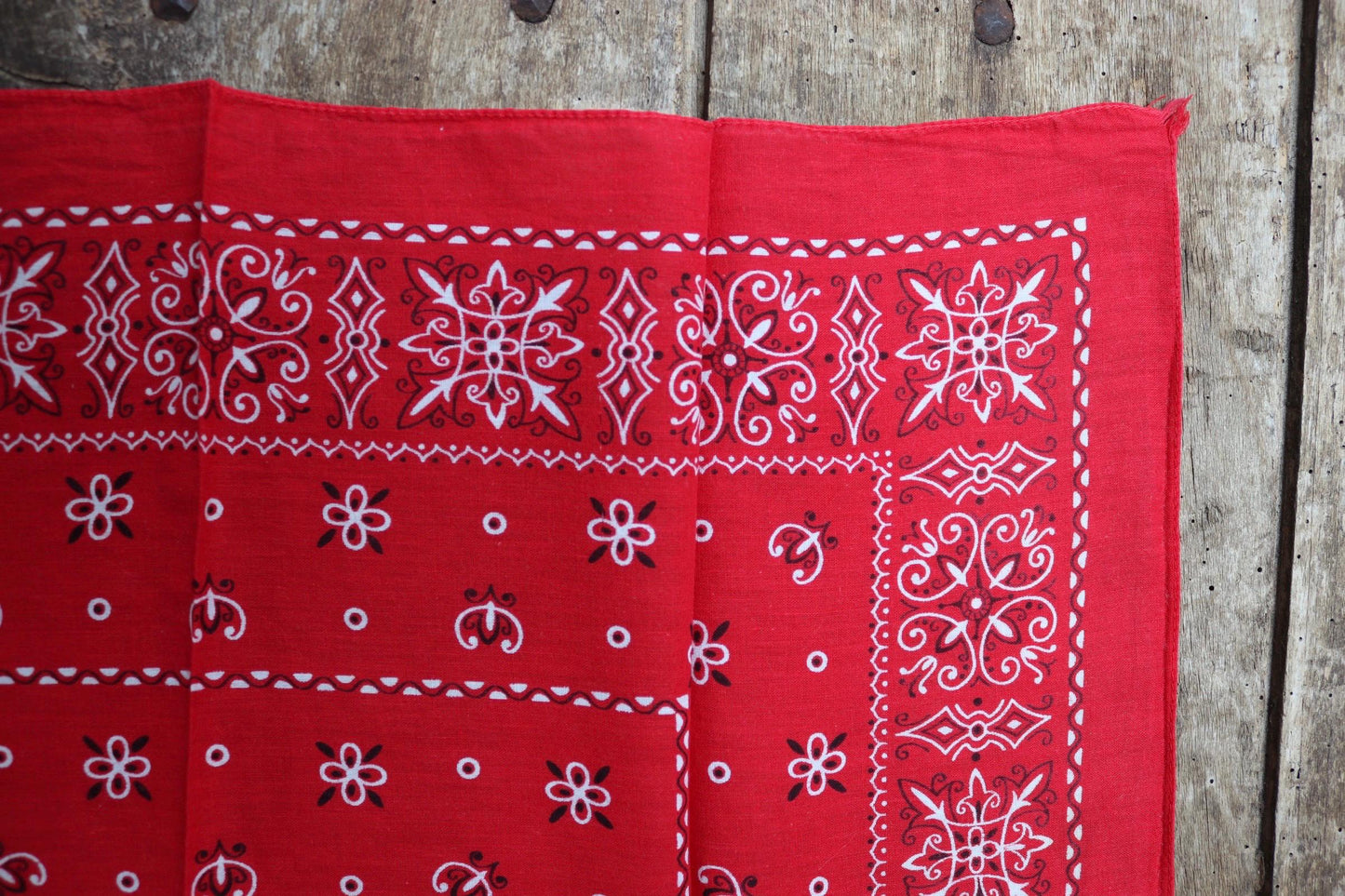 Vintage 1960s bandana - trunk up Elephant brand - colourfast cotton pocket square - squash blossom neckerchief - Davis and Catterall