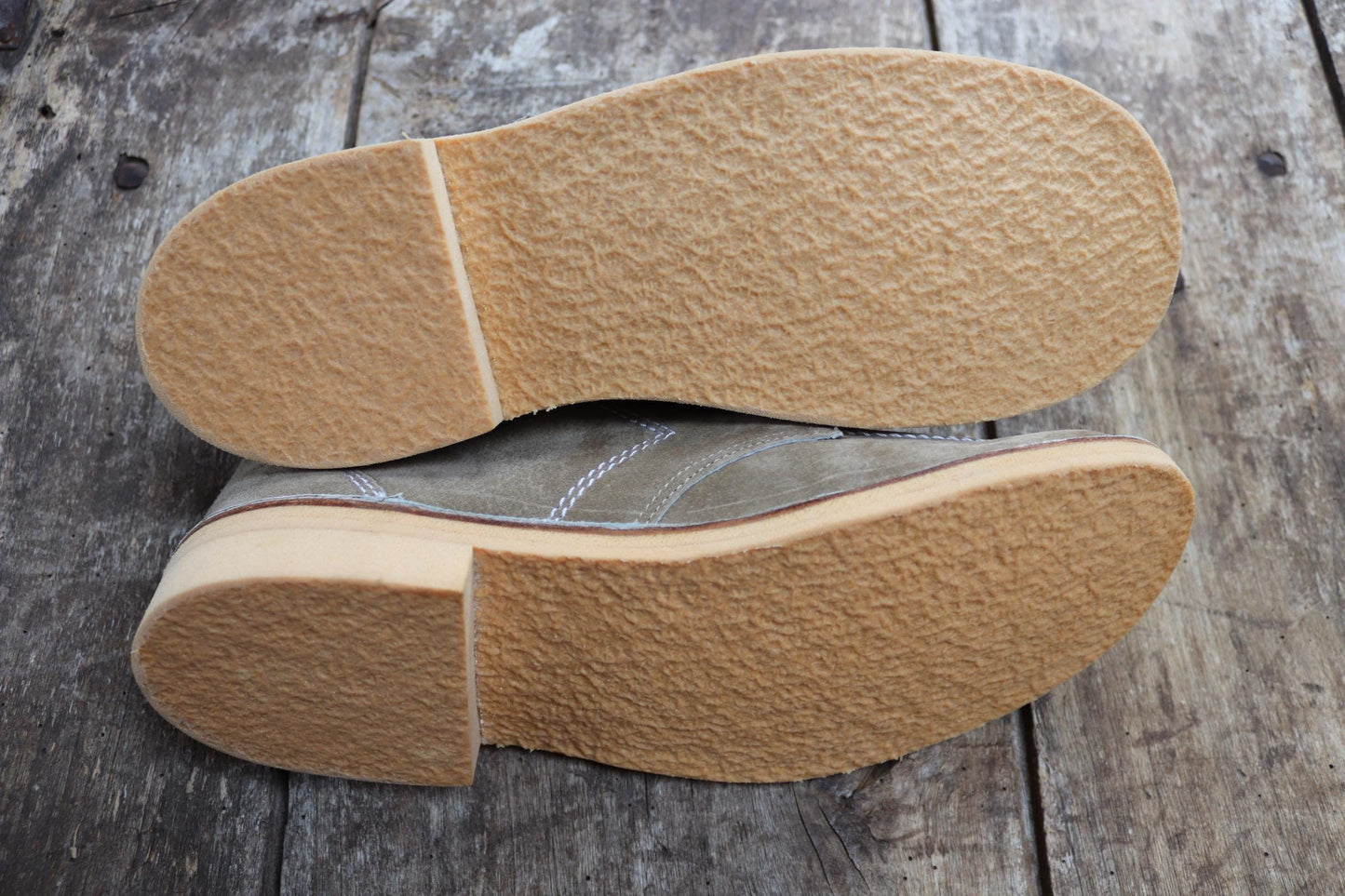 Vintage 1980s handmade suede shoes - crepe sole - mod style - UK Size 9 - EUR 43