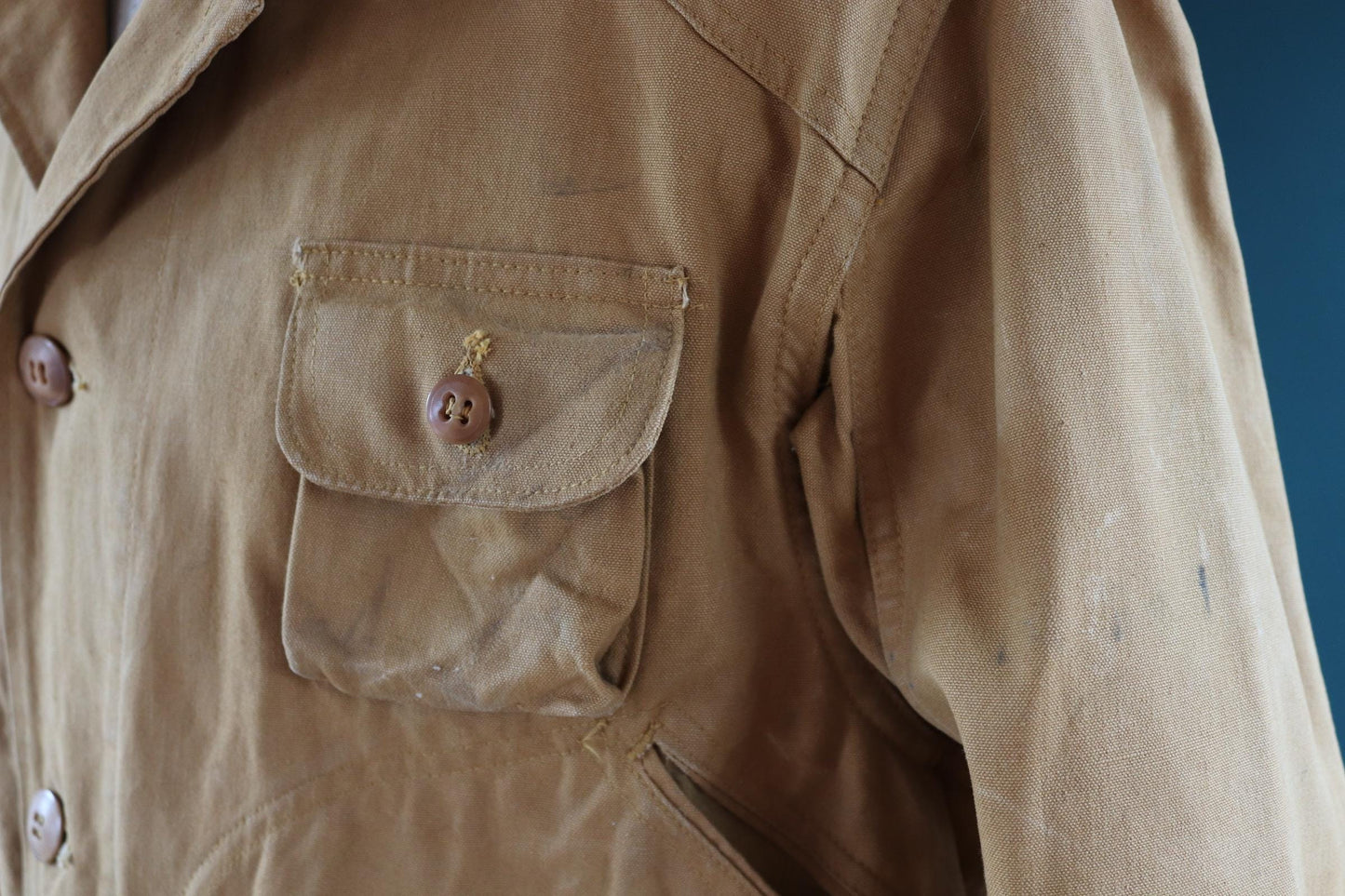Vintage 1940s tin cloth hunting jacket - American workwear - duck cotton canvas - 48” chest - Red Head