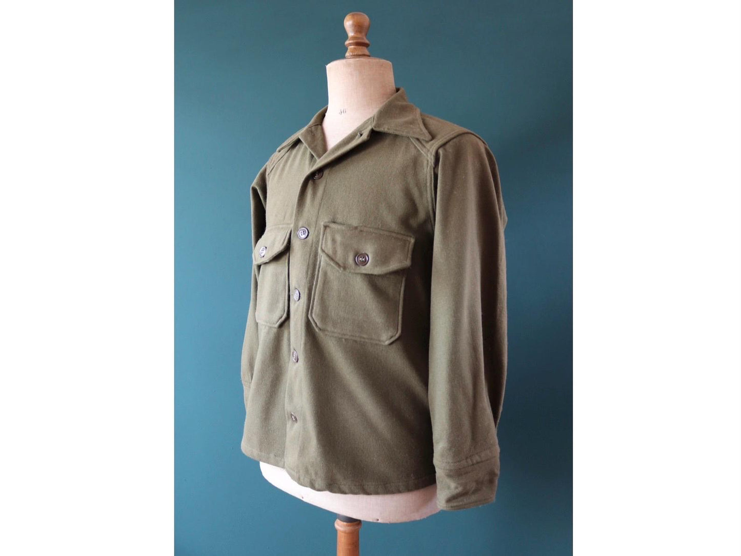 Vintage 1940s 50s US army infantry wool shirt - khaki green wool - 42" chest