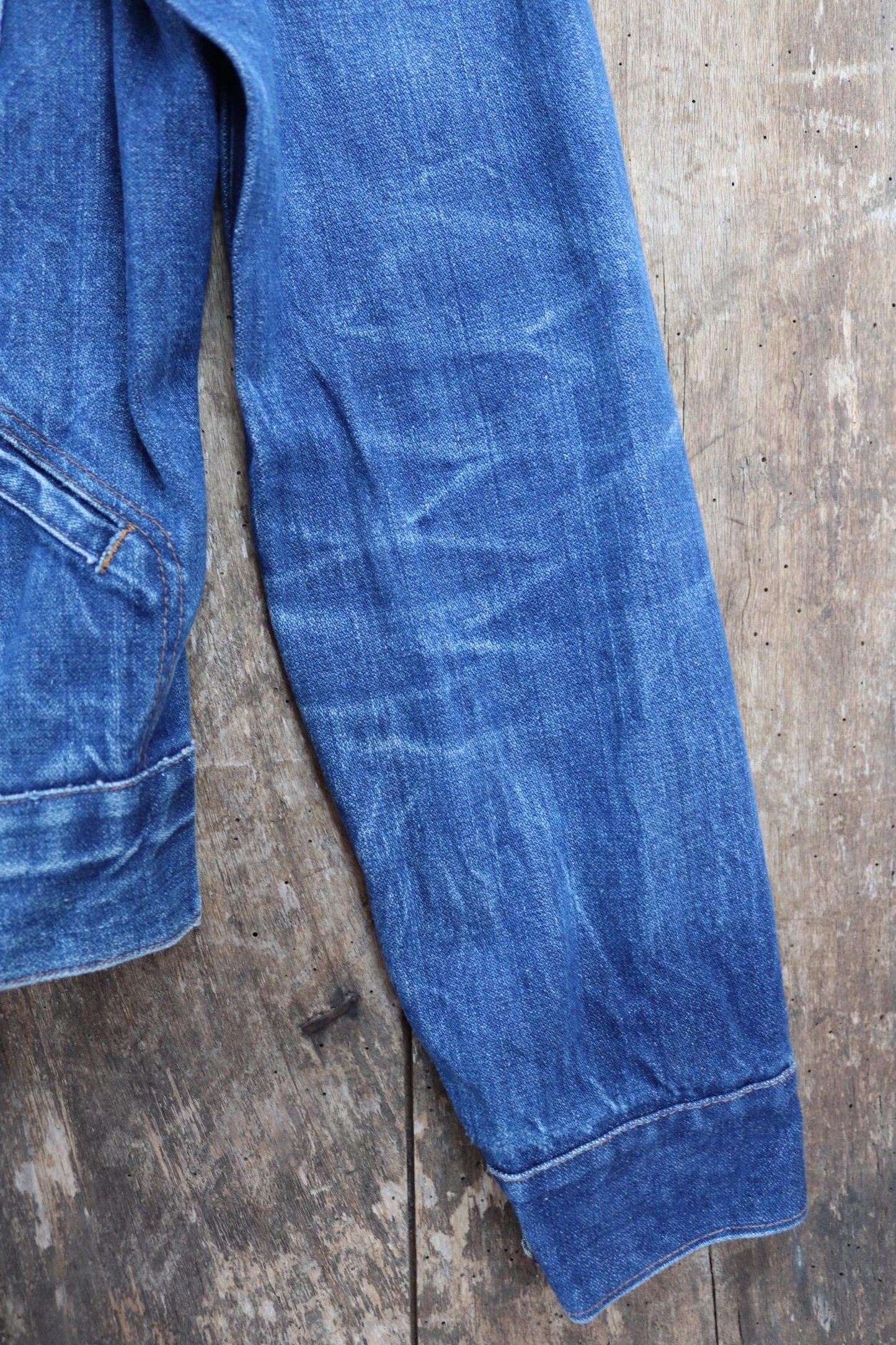 Vintage 1980s Wrangler trucker jacket - 36" chest - denim workwear - whisker fade