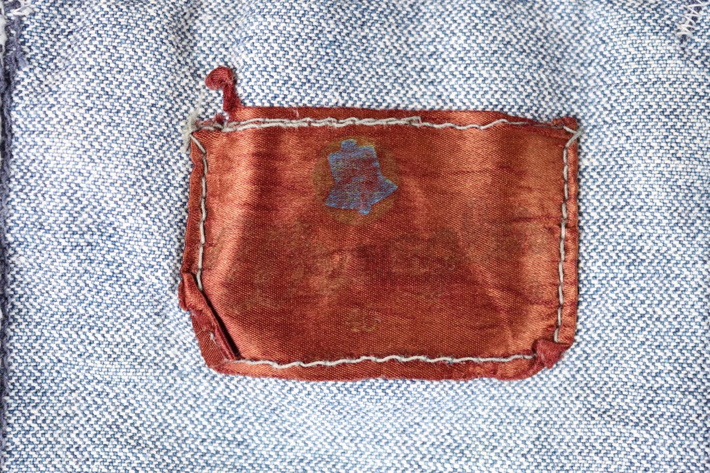 Vintage 1980s Wrangler denim jacket - 39" chest - faded workwear - Blue Bell label