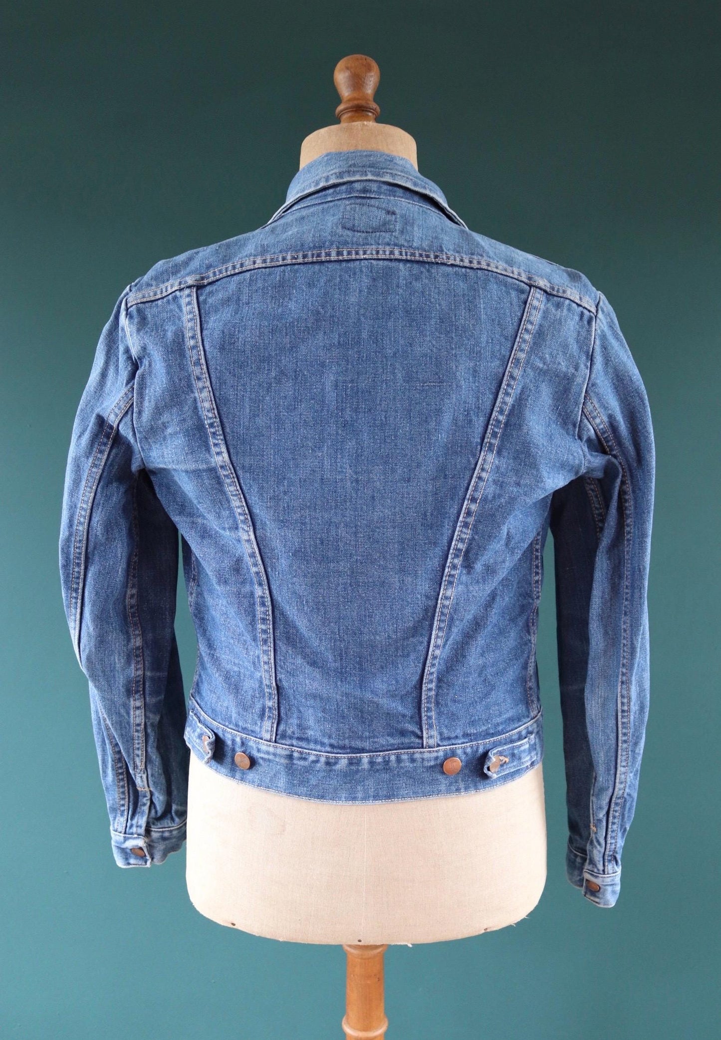 Vintage 1970s 80s Wrangler denim jacket - 39" chest - faded workwear