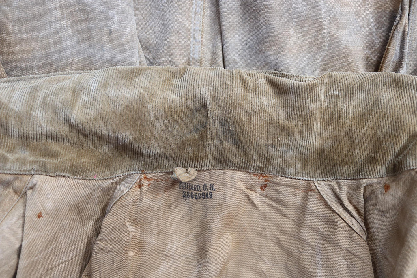 Vintage 1940s duck cotton hunting jacket - American workwear - tin cloth - 48” chest - Red Head