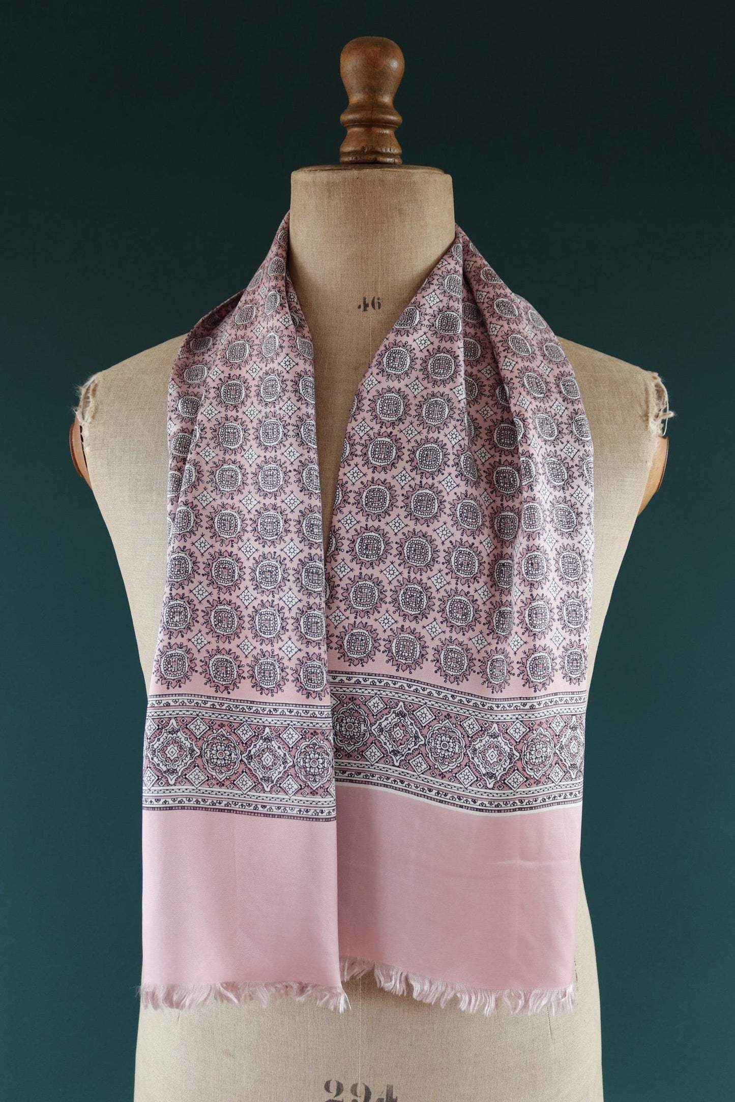 Vintage mens neck scarf - pink and white - mod style - Goodwood festival - wedding attire