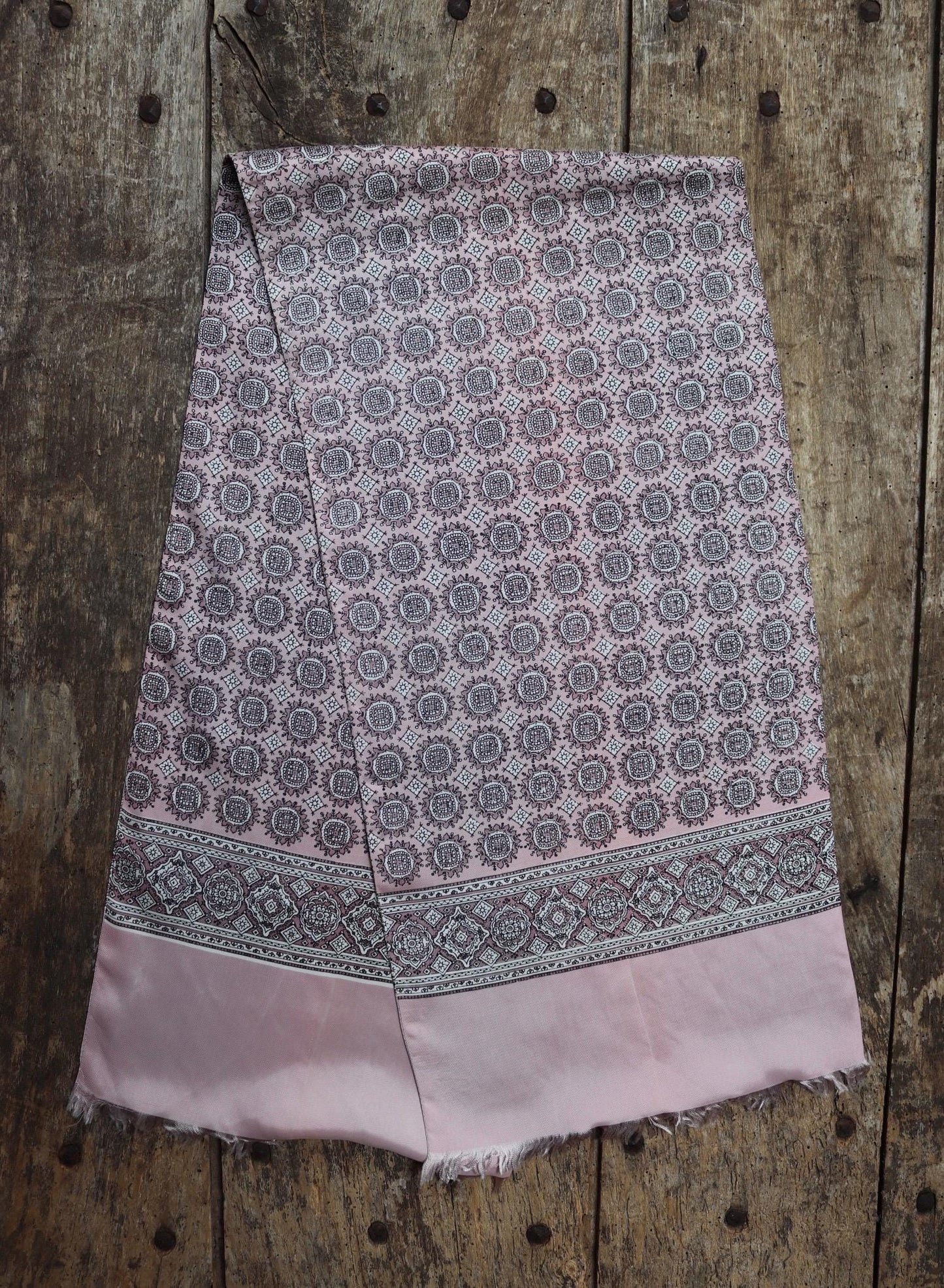 Vintage mens neck scarf - pink and white - mod style - Goodwood festival - wedding attire