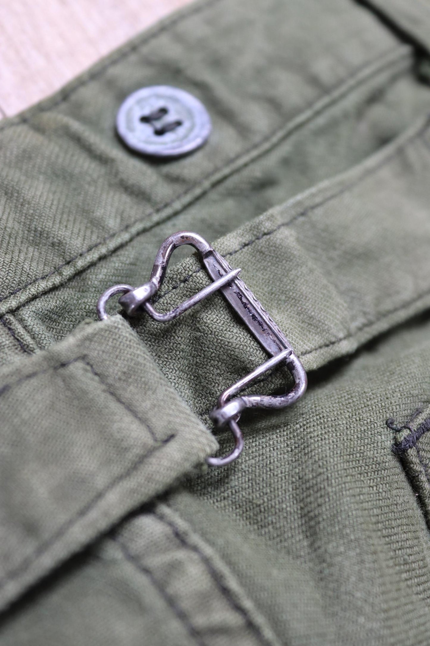 Vintage 1940s 50s Swedish army trousers - military workwear - cotton twill buckle back pants - utility field chore - 34” x 30”