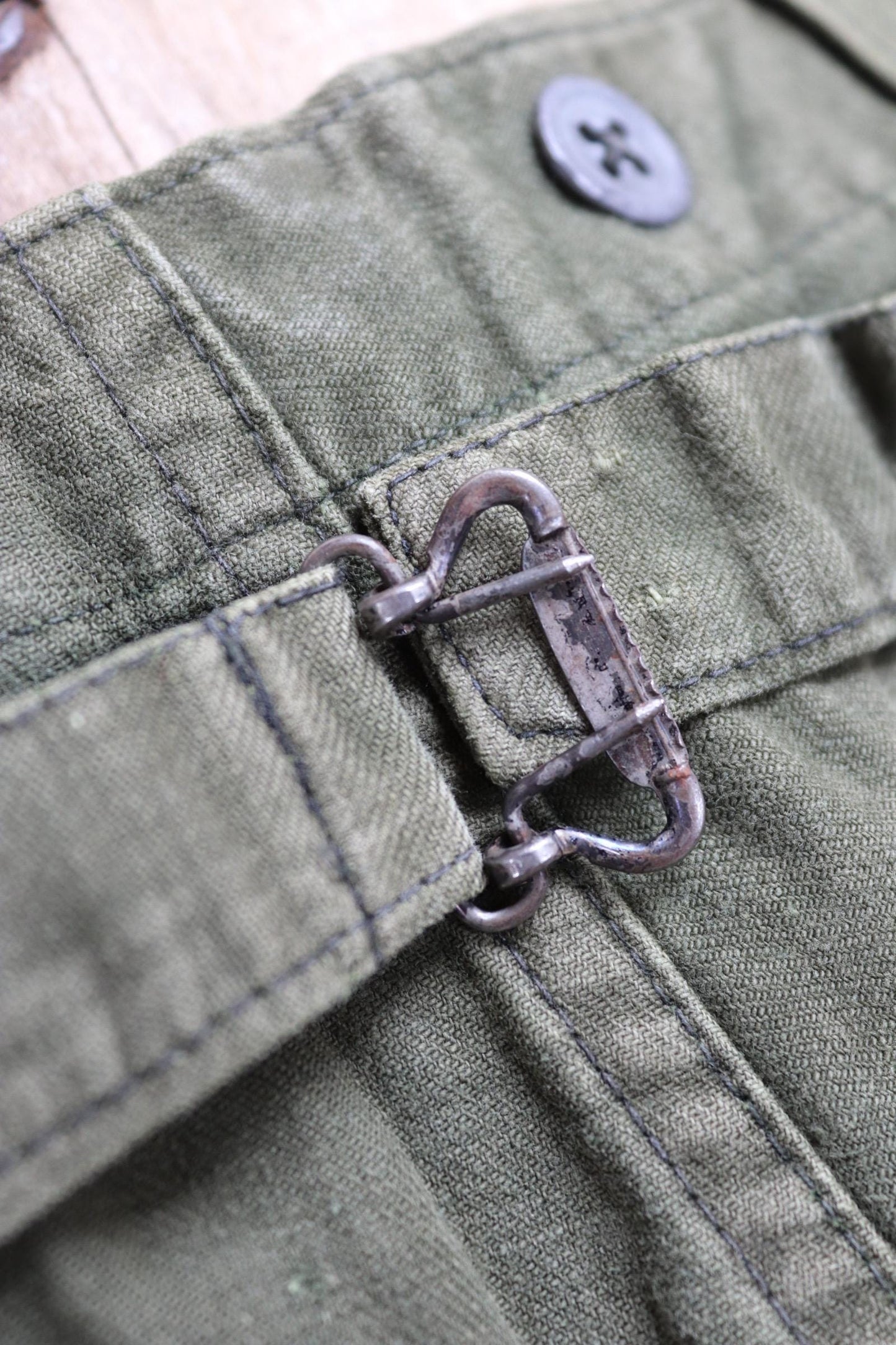 Vintage 1940s 50s Swedish army trousers - military workwear - cotton twill buckle back pants - utility field chore - 34” x 30”