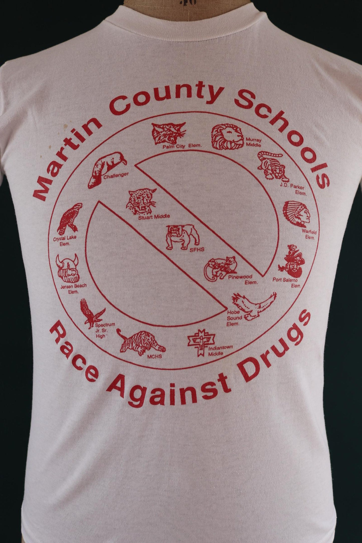 Vintage 1980s 90s anti drugs t shirt - school logo print - 36” chest