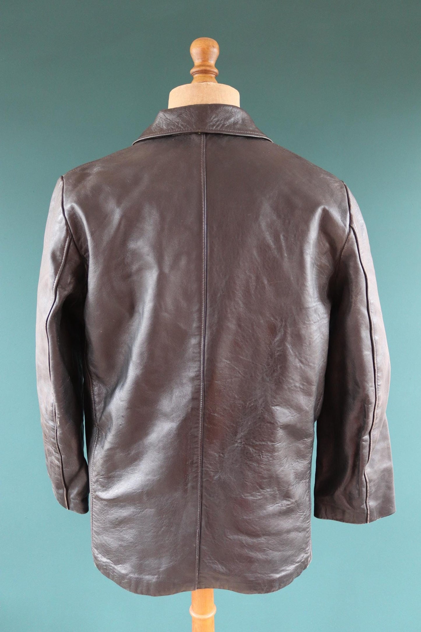 Vintage 1960s 70s French black leather jacket - Le Corbusier style - firefighter workwear - 43” chest