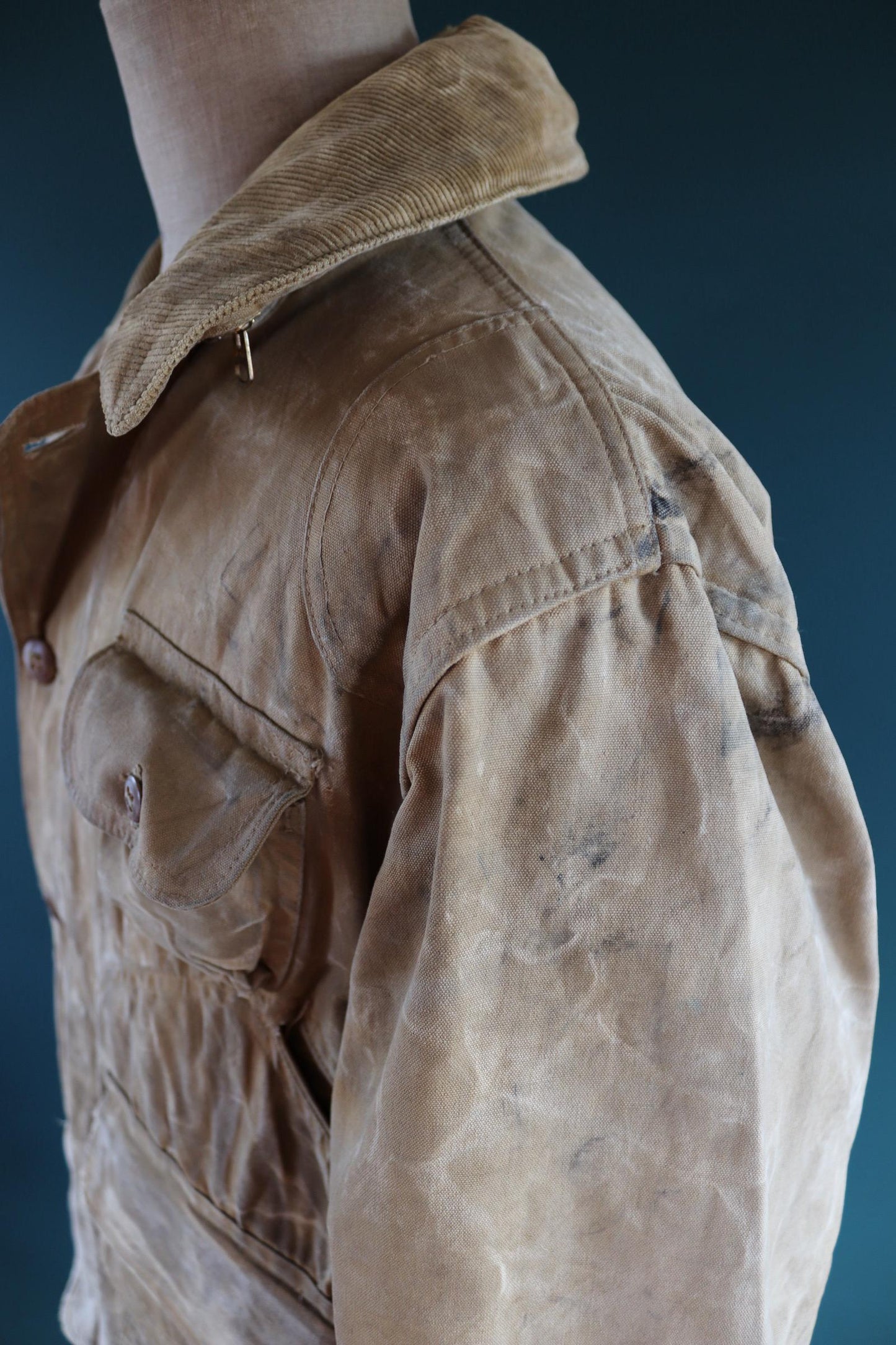 Vintage 1940s duck cotton hunting jacket - American workwear - tin cloth - 48” chest - Red Head