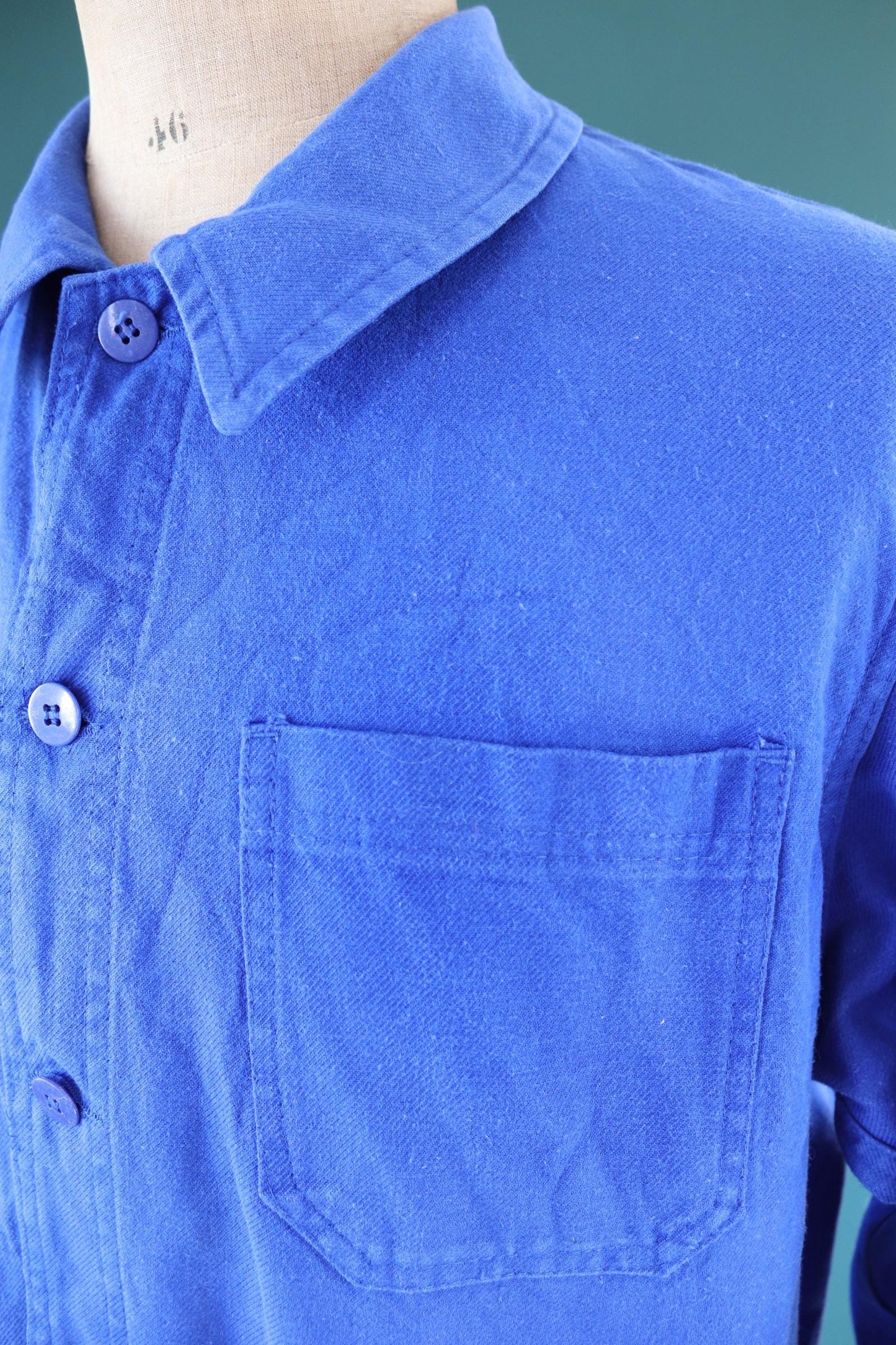Vintage French blue workwear jacket - 1960s chore coat - cotton twill - 46” chest - bleu de travail - Bill Cunningham