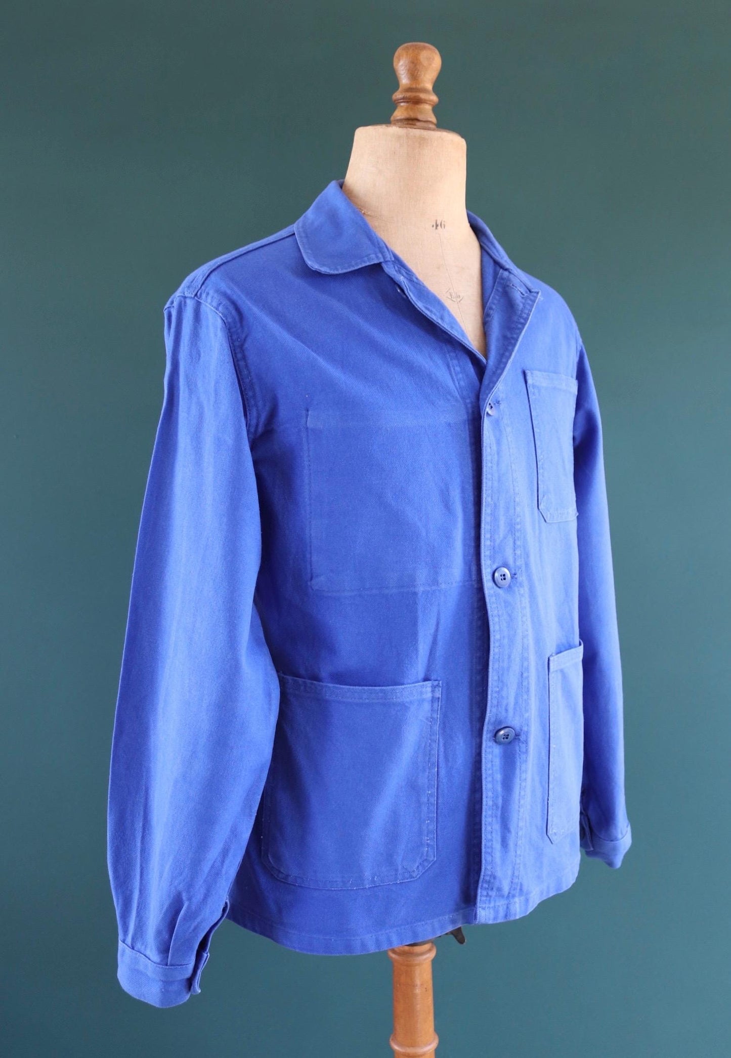 Vintage French blue workwear jacket - 1960s chore coat - cotton twill - 43” chest - bleu de travail - Bill Cunningham