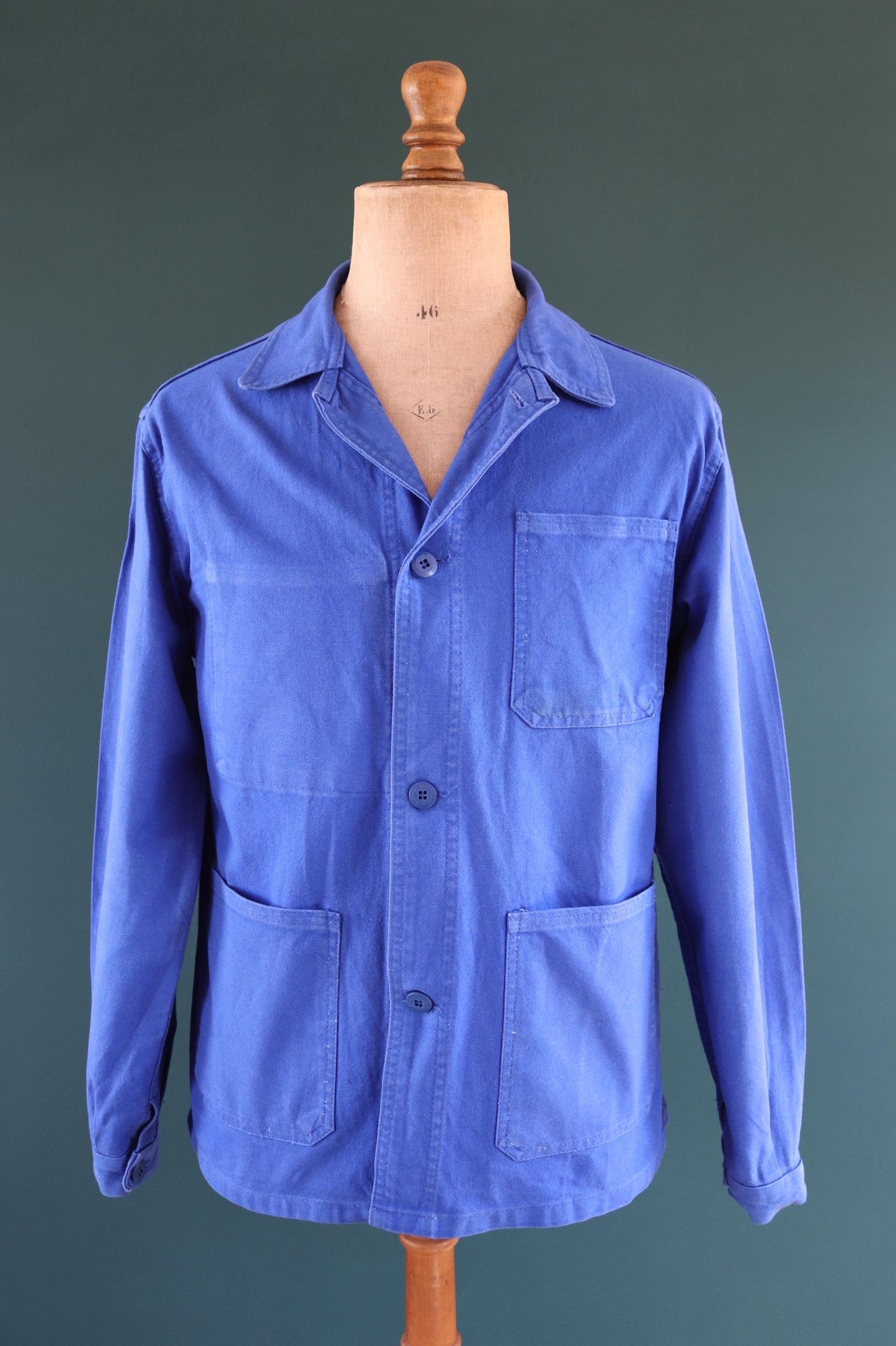 Vintage French blue workwear jacket - 1960s chore coat - cotton twill - 43” chest - bleu de travail - Bill Cunningham